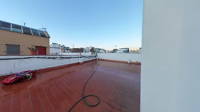 Imagen 2 Inmueble 289739 - Piso en venta en Barcelona / A 400 metros de estatua de Colón, L3 Drassanes