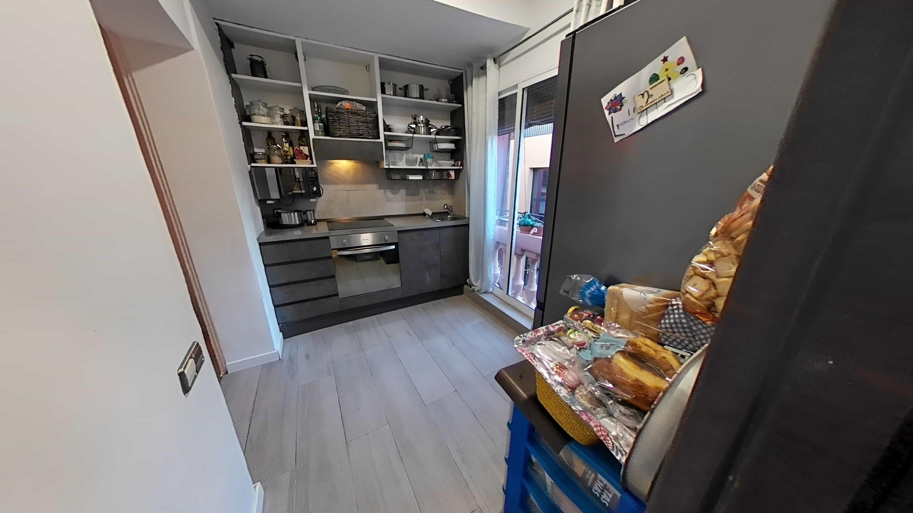 Imagen 13 Piso en venta en Barcelona / A 400 metros de estatua de Colón, L3 Drassanes