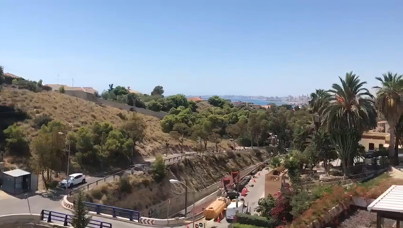 Imagen 29 Casa Aislada en venta en Campello El / A 200 metros de la cala Morro blanc