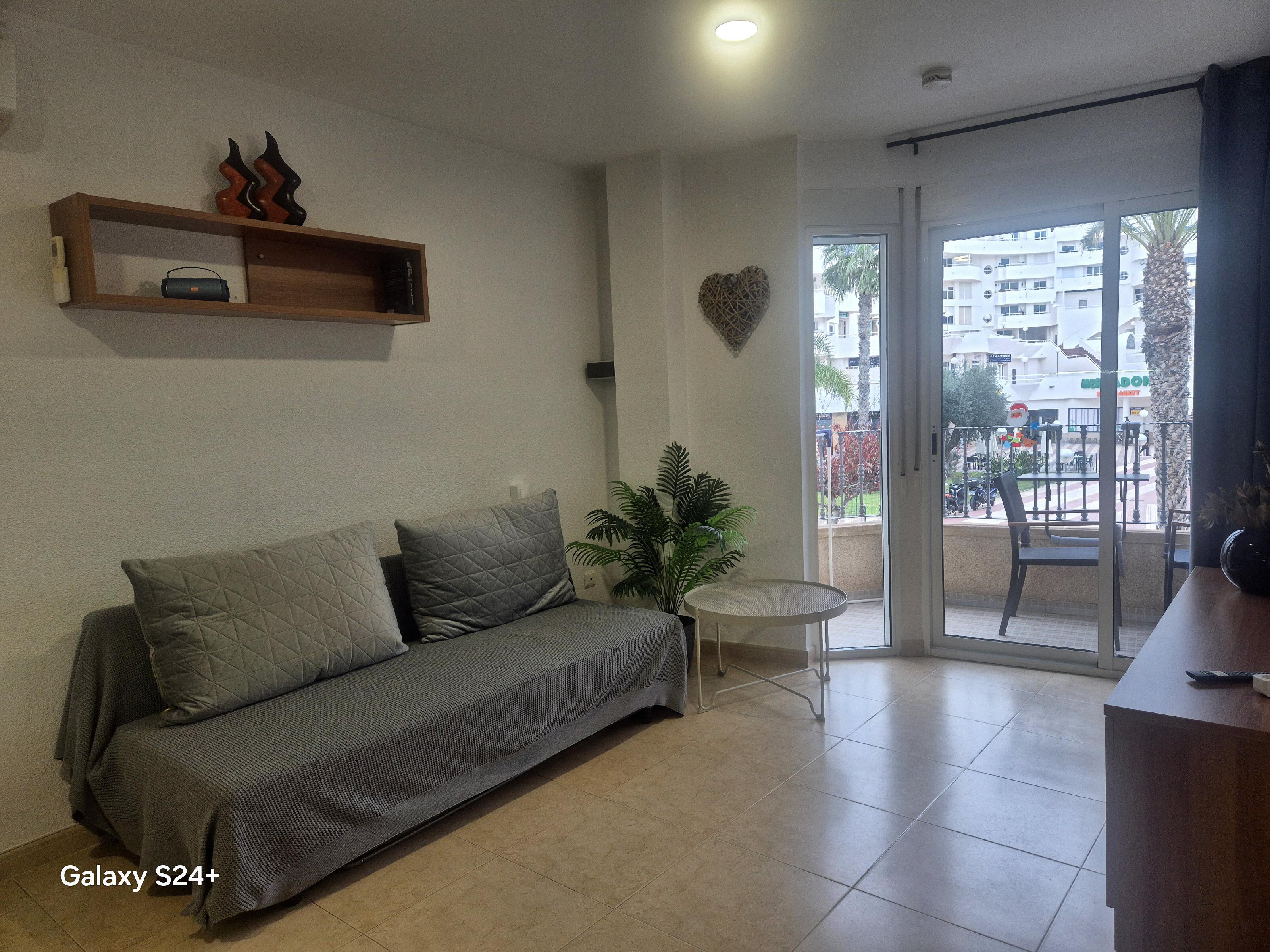 Imagen 3 Apartamento en venta en Campello El / Junto a la Playa Muchavista 