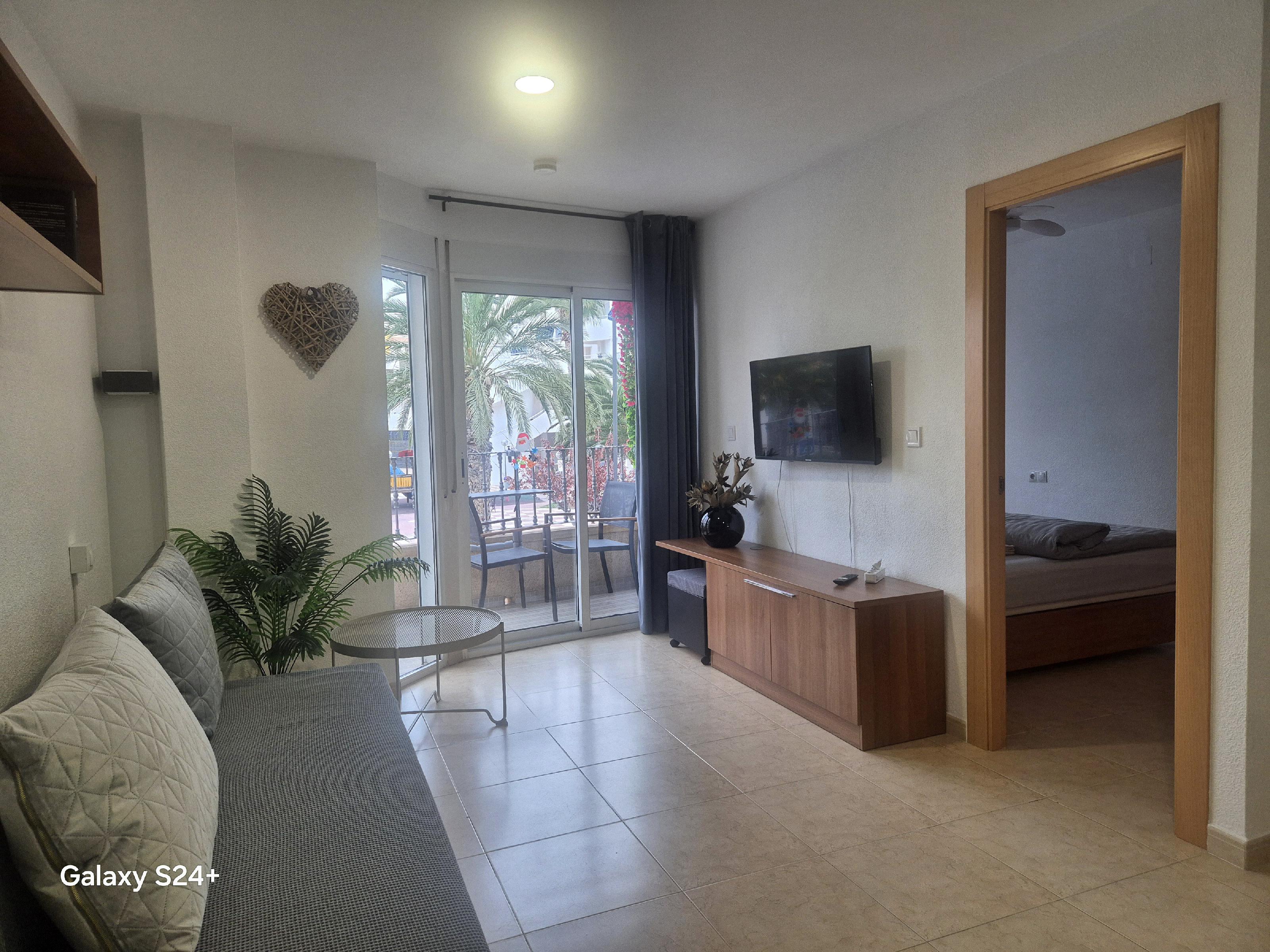 Imagen 2 Apartamento en venta en Campello El / Junto a la Playa Muchavista 