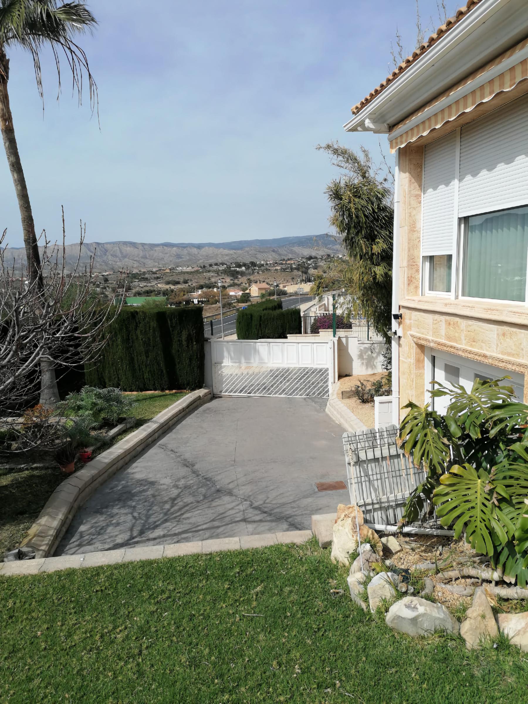 Imagen 65 Casa Aislada en venta en Busot / Calle lesco marques