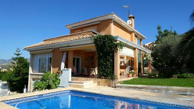 Imagen 1 Inmueble 292139 - Casa Aislada en venta en Busot / Calle lesco marques