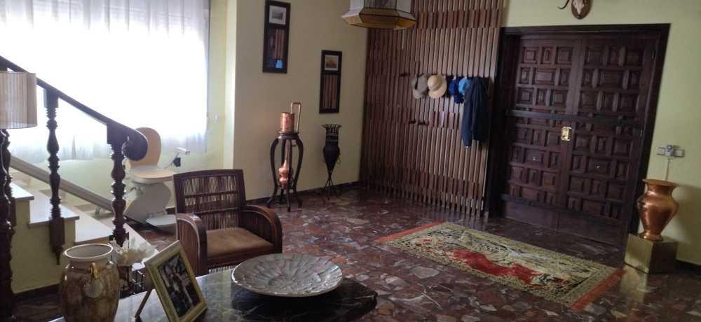 Imagen 24 Casa Aislada en venta en Villar De Rena / Vistas a la sierra ubicación con mucha luz