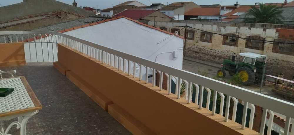 Imagen 19 Casa Aislada en venta en Villar De Rena / Vistas a la sierra ubicación con mucha luz