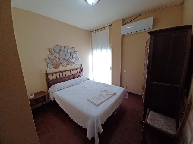 Imagen 12 Inmueble 290758 - Casa Aislada en venta en Navas Del Madroño / Pasando el desvío a Brozas, unos metros en la...