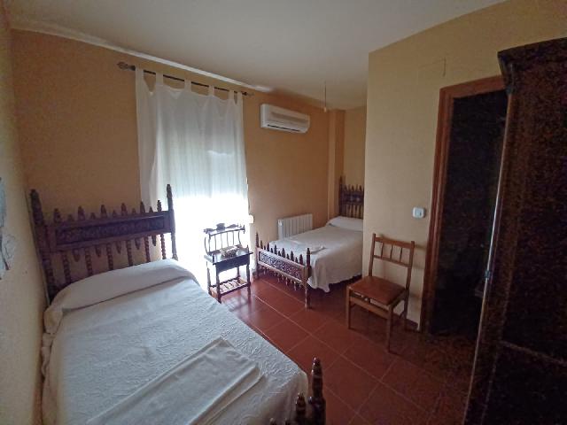 Imagen 13 Inmueble 290758 - Casa Aislada en venta en Navas Del Madroño / Pasando el desvío a Brozas, unos metros en la...