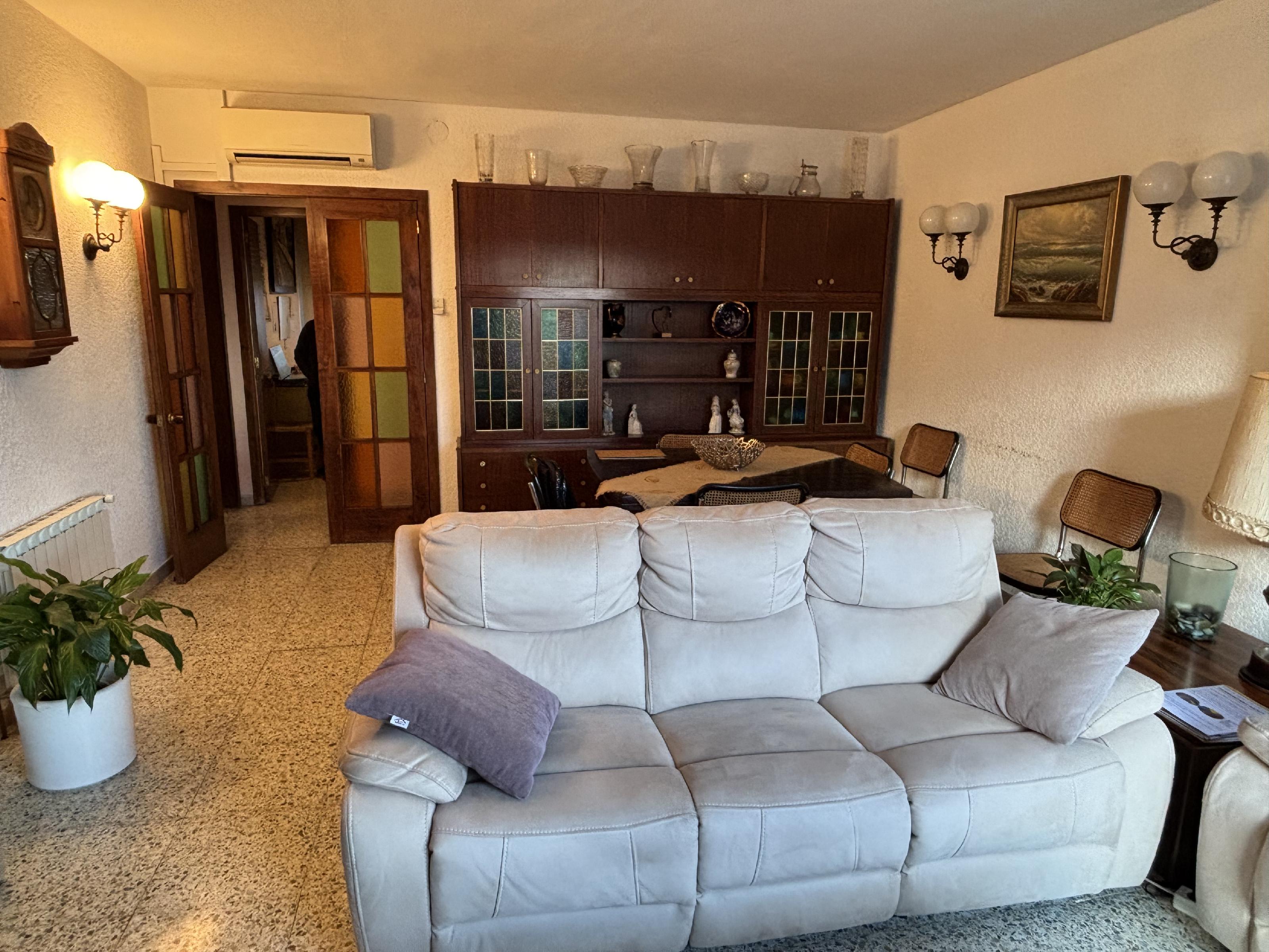 Imagen 10 Casa en venta en Vallbona D´anoia / Cerca de la estación del tren