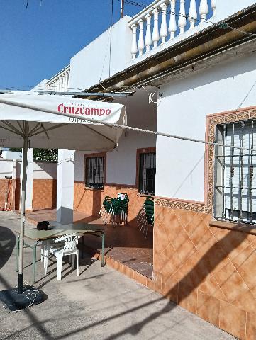 Imagen 9 Inmueble 294658 - Casa Aislada en venta en Chipiona / Situado a 500 m de la playa de las tres piedras.