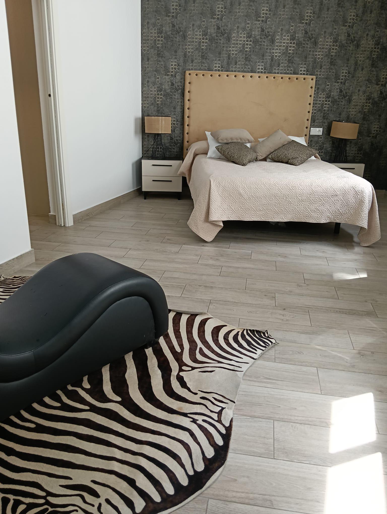 Imagen 9 Piso en venta en Arcos De La Frontera / Inmueble ubicado a escasos metros del lago de Arcos.