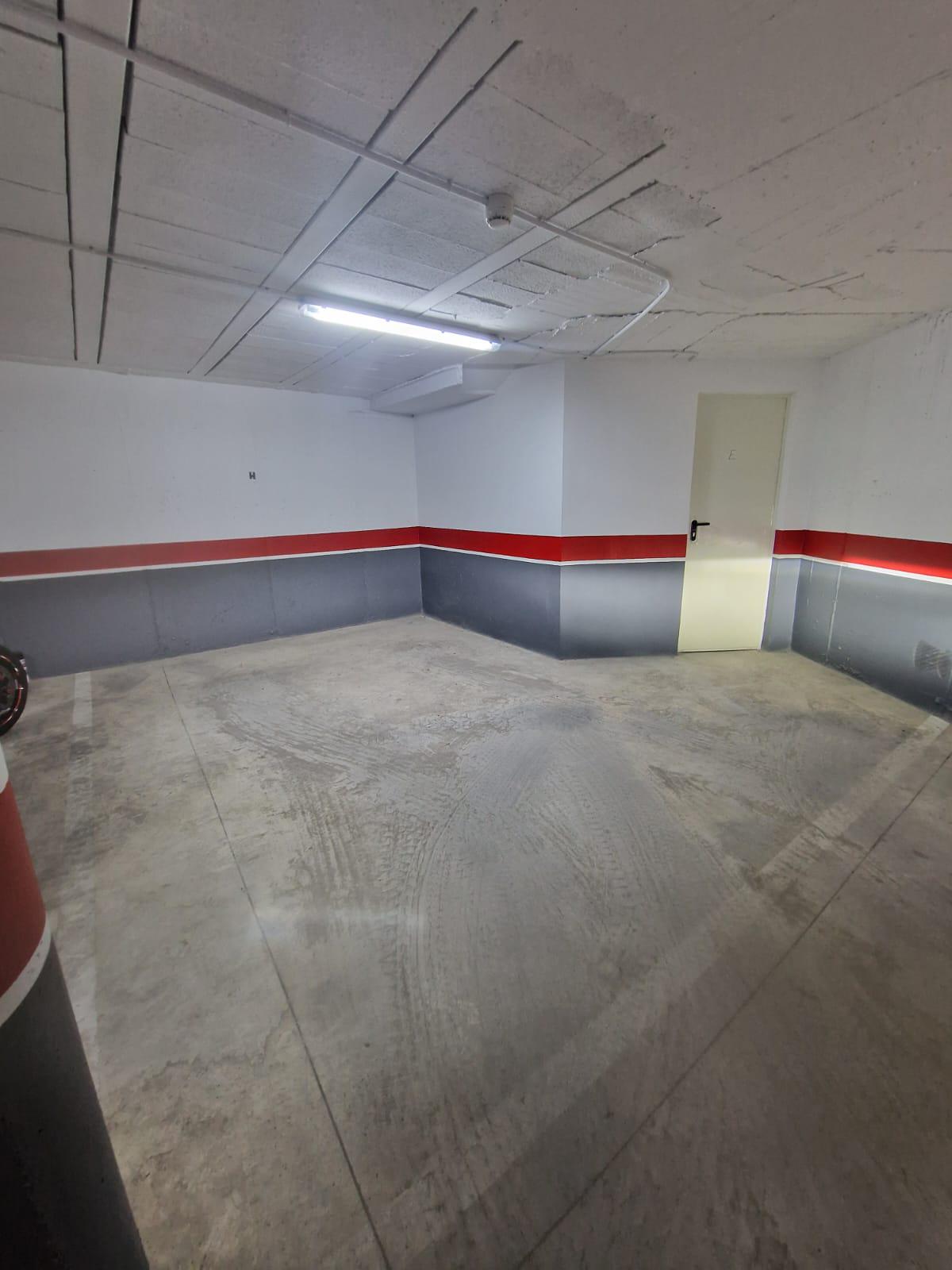 Imagen 25 Piso en venta en Arcos De La Frontera / Inmueble ubicado a escasos metros del lago de Arcos.