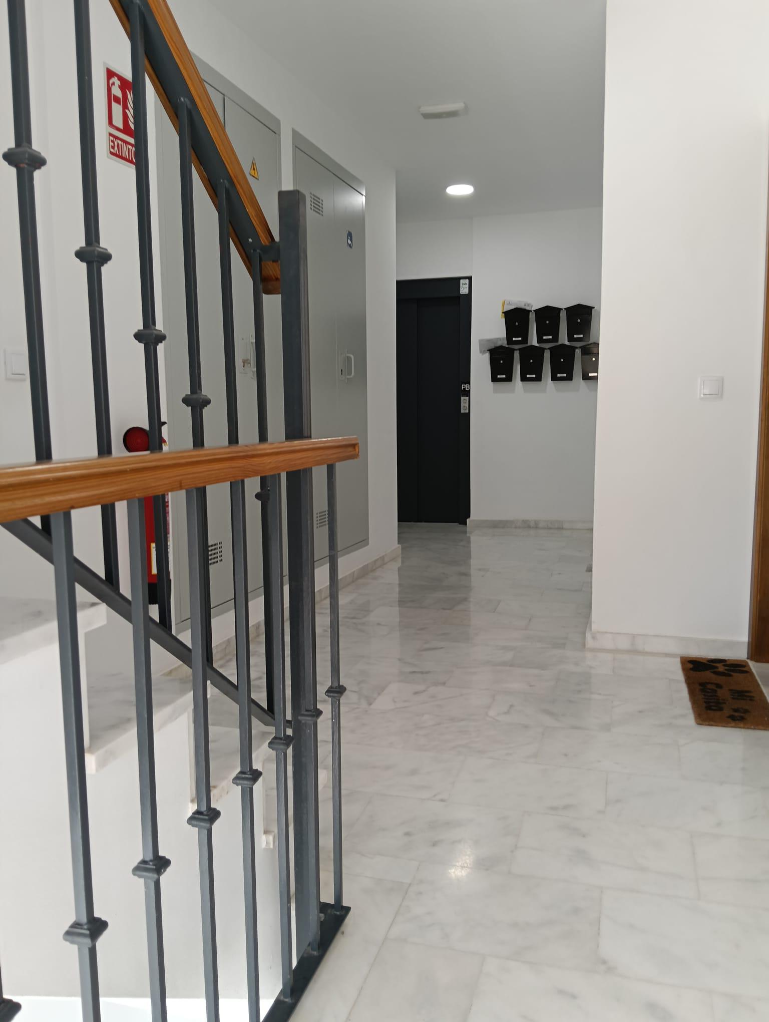 Imagen 15 Piso en venta en Arcos De La Frontera / Inmueble ubicado a escasos metros del lago de Arcos.