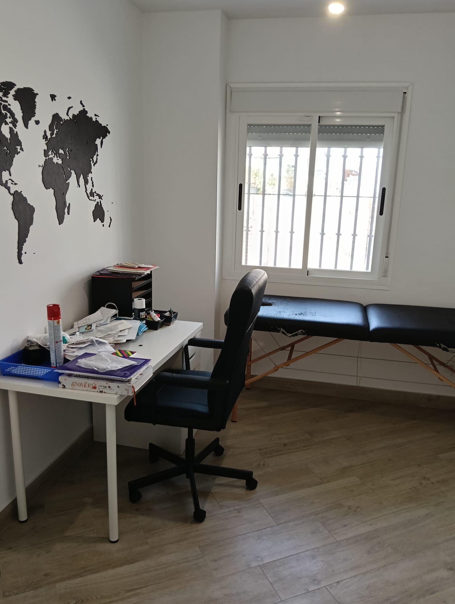 Imagen 4 Piso en venta en Arcos De La Frontera / Inmueble ubicado a escasos metros del lago de Arcos.