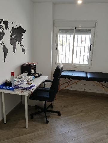 Imagen 4 Inmueble 294678 - Piso en venta en Arcos De La Frontera / Inmueble ubicado a escasos metros del lago de Arcos.