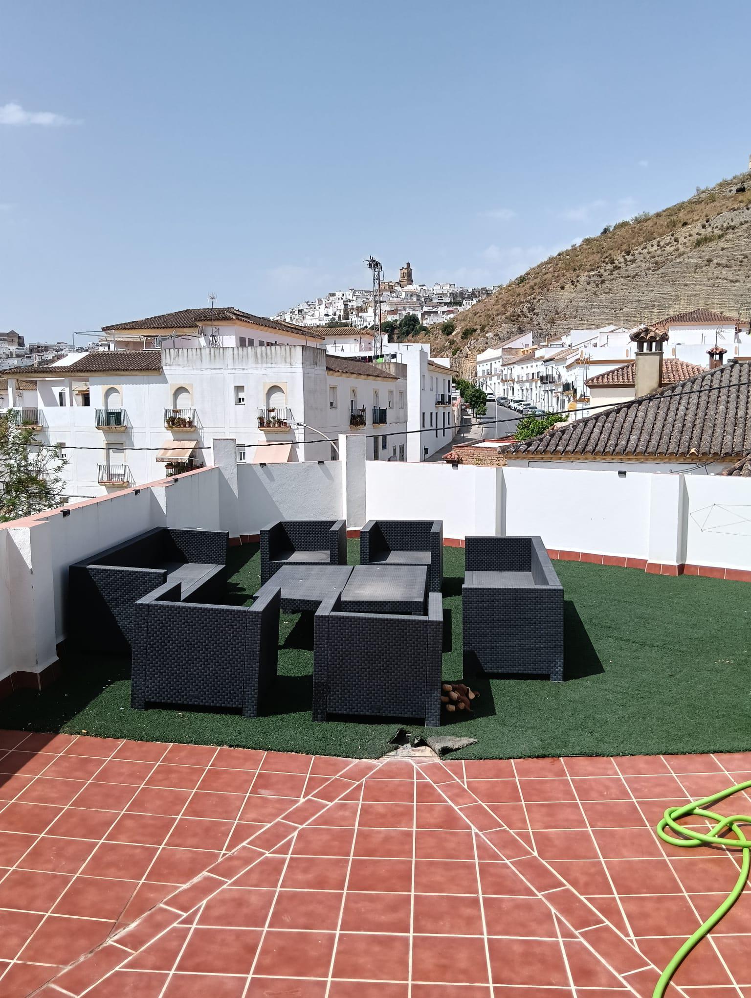 Imagen 20 Piso en venta en Arcos De La Frontera / Inmueble ubicado a escasos metros del lago de Arcos.