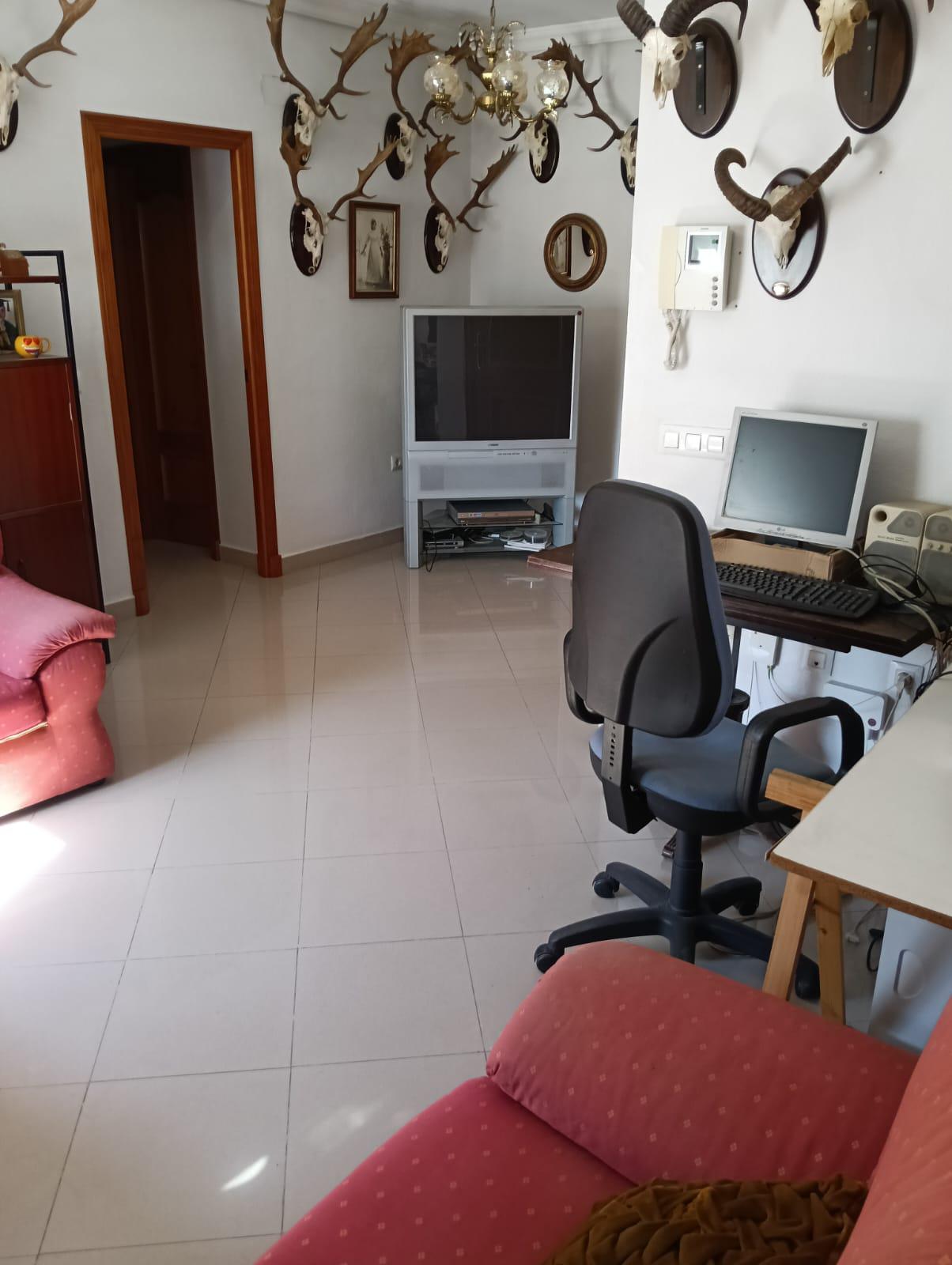 Imagen 2 Piso en venta en Arcos De La Frontera / Ubicado cerca de la Plaza Bailen.