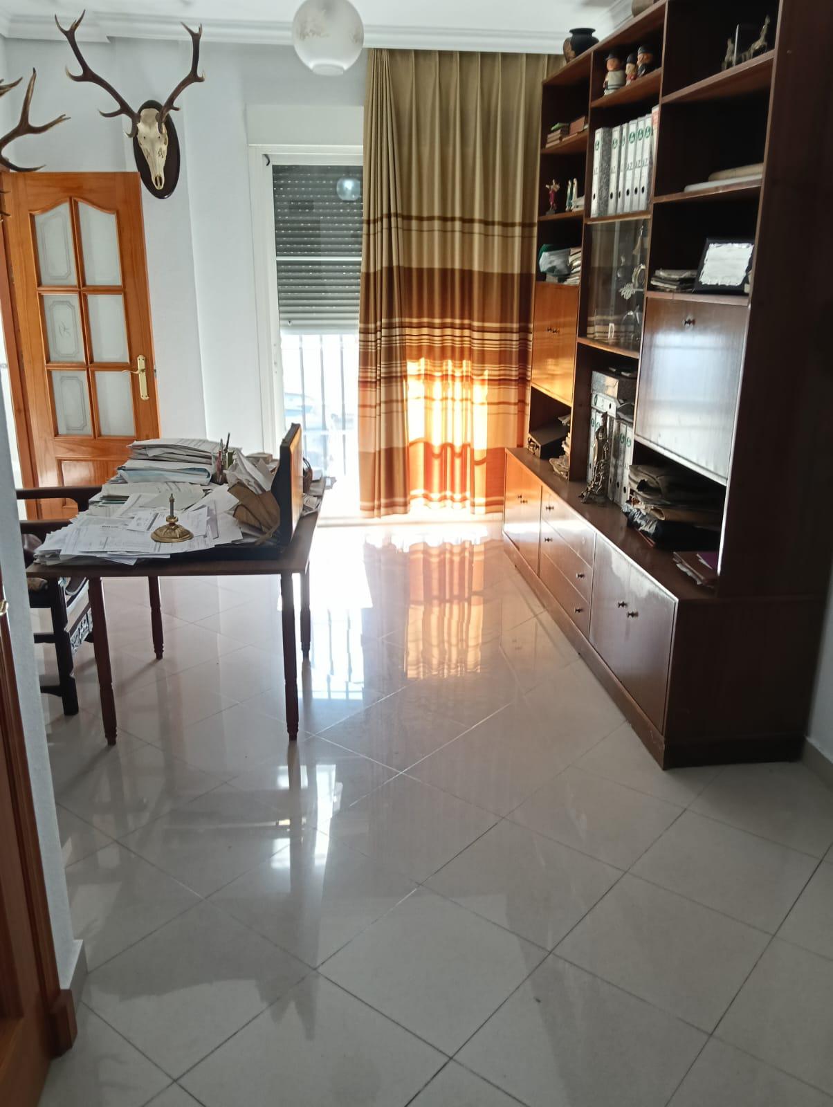 Imagen 3 Piso en venta en Arcos De La Frontera / Ubicado cerca de la Plaza Bailen.