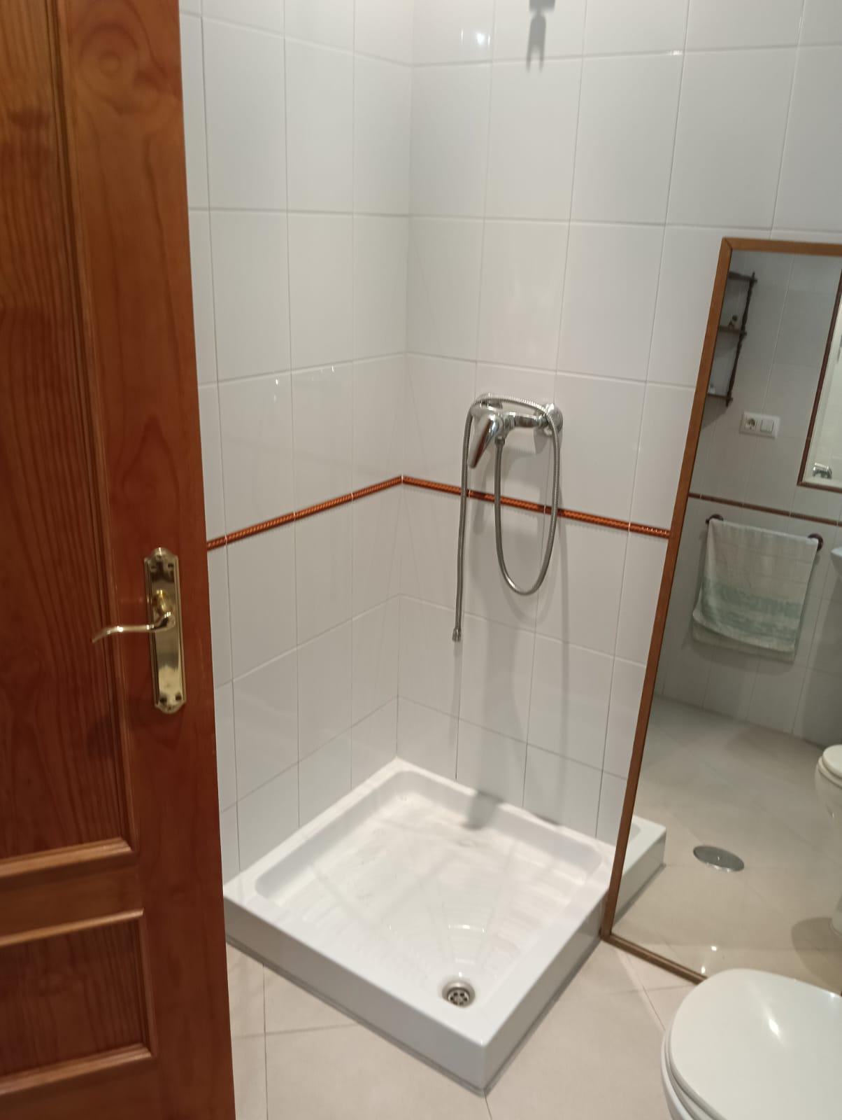 Imagen 18 Piso en venta en Arcos De La Frontera / Ubicado cerca de la Plaza Bailen.