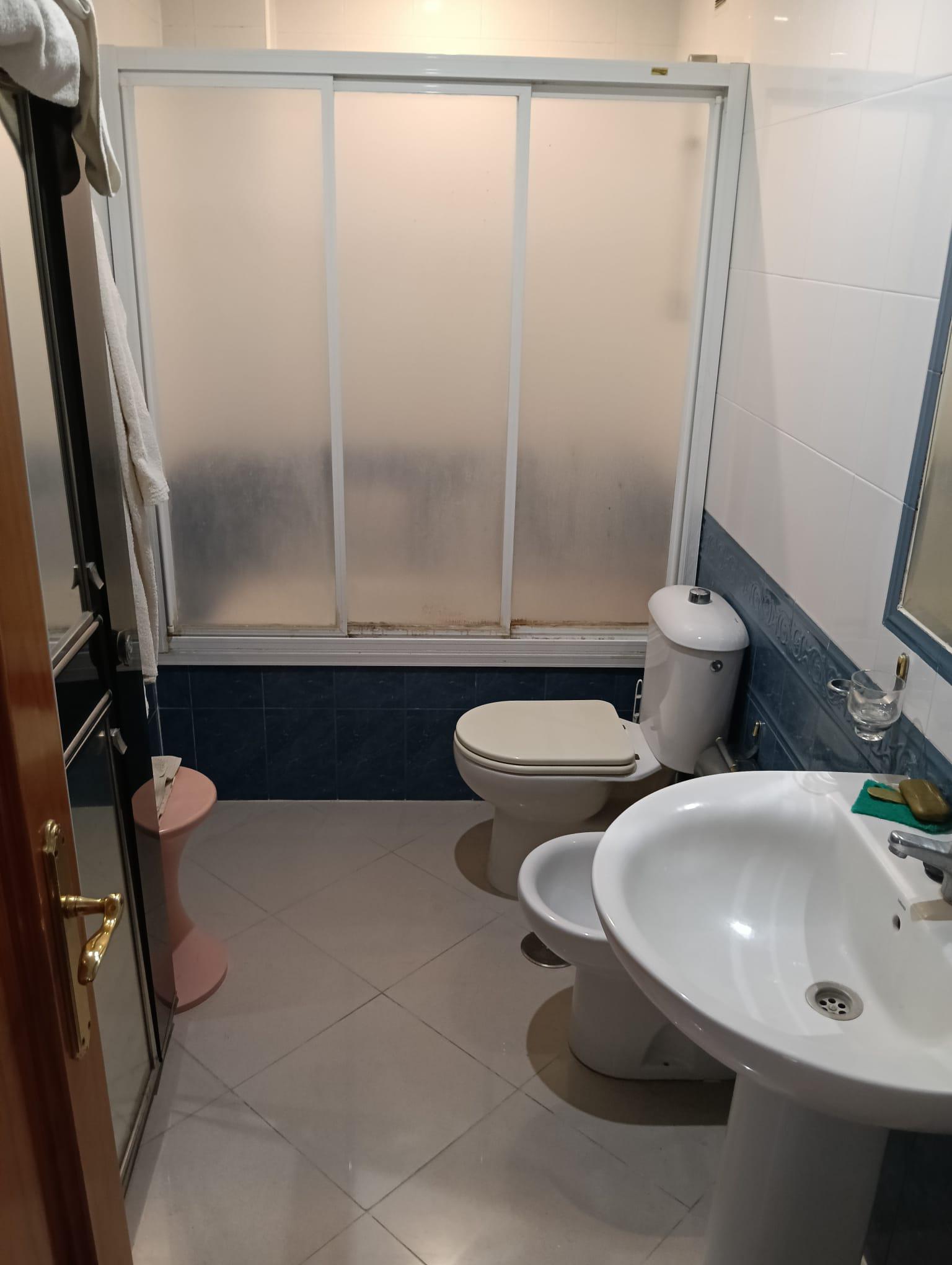 Imagen 7 Piso en venta en Arcos De La Frontera / Ubicado cerca de la plaza Bailen.