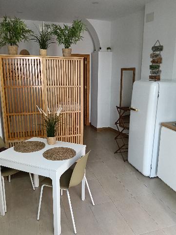 Imagen 1 Inmueble 297119 - Piso en venta en Sanlúcar De Barrameda / Ubicado a 200metros plaza Cabildo y mercado de Ab...