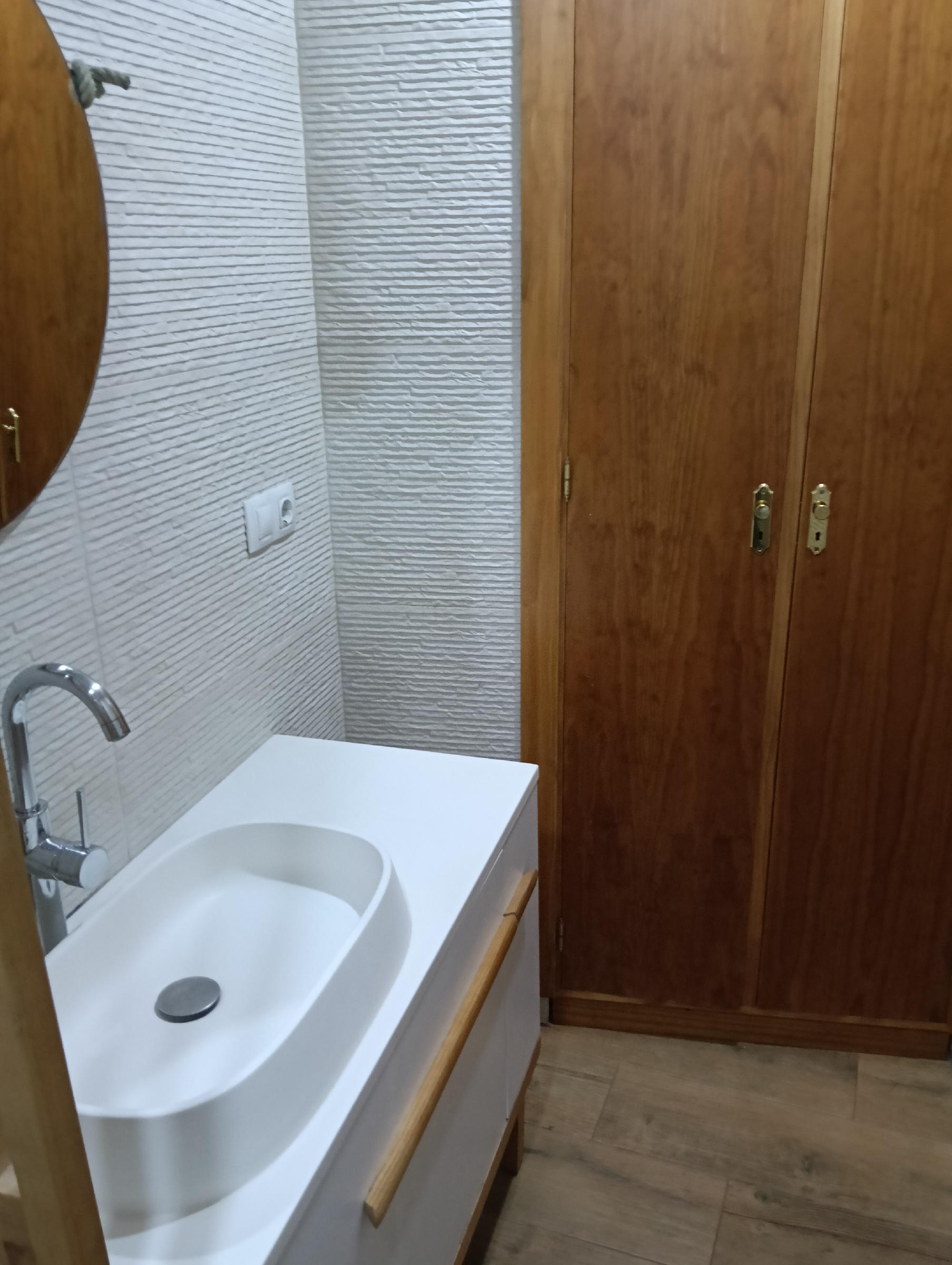 Imagen 8 Piso en venta en Sanlúcar De Barrameda / Ubicado a 200metros plaza Cabildo y mercado de Ab...