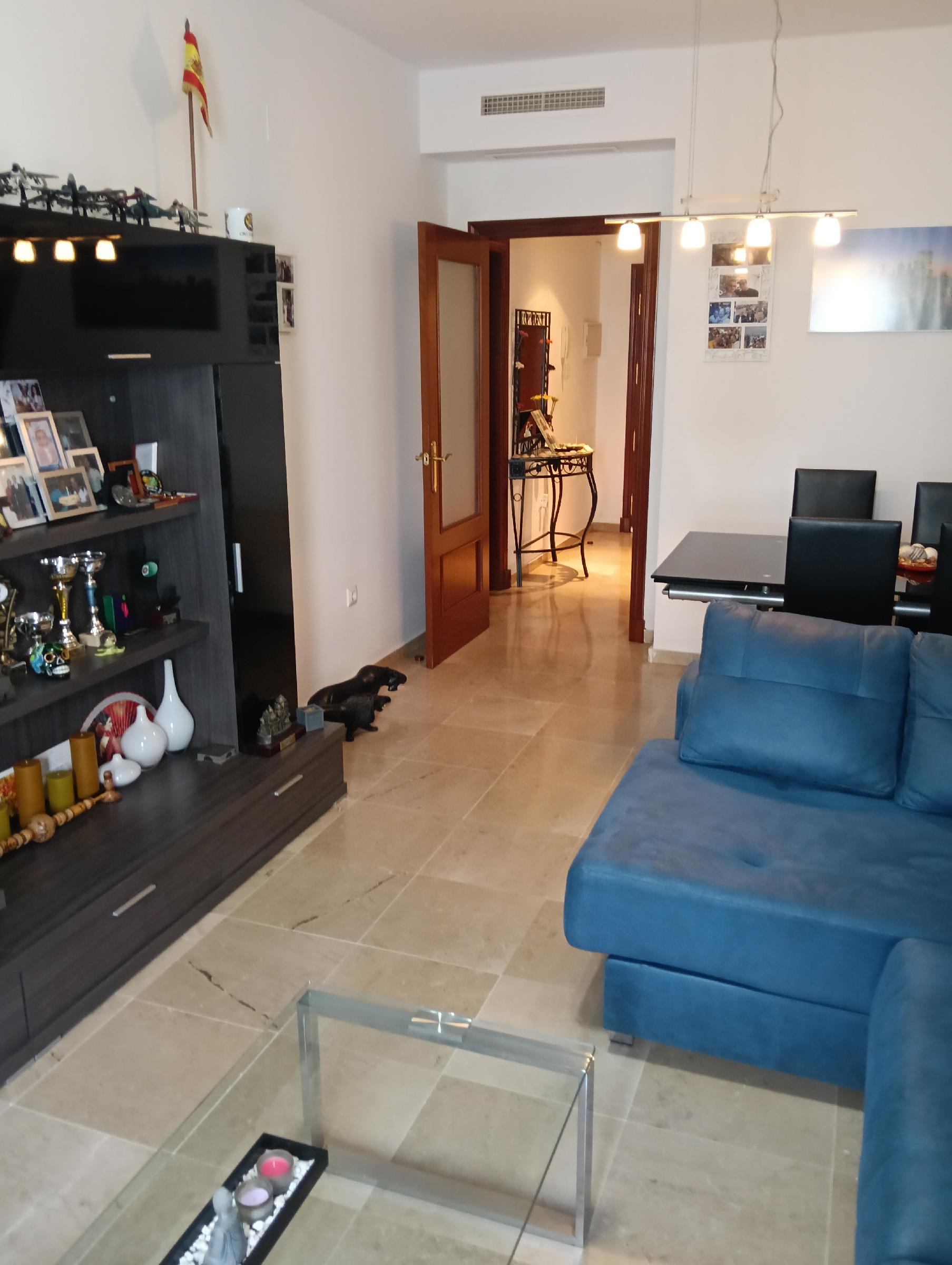 Imagen 16 Piso en venta en Chiclana De La Frontera / Ubicado en el centro,al lado del mercado de abastos