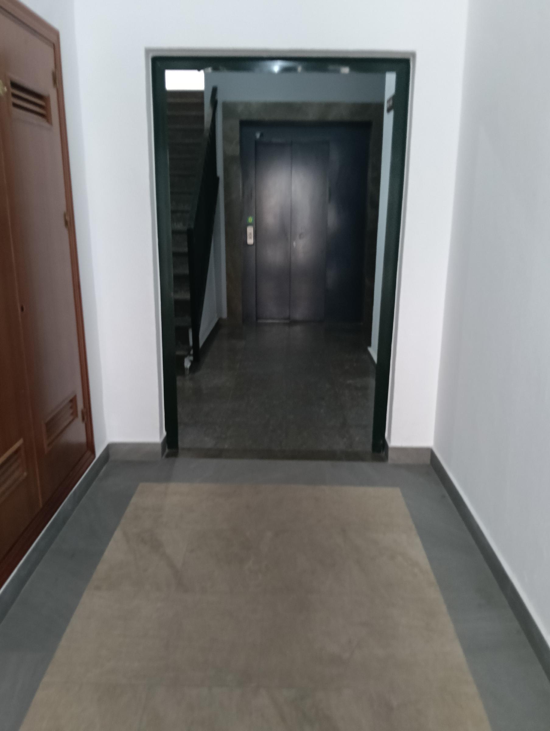 Imagen 5 Piso en venta en Chiclana De La Frontera / Ubicado en el centro,al lado del mercado de abastos