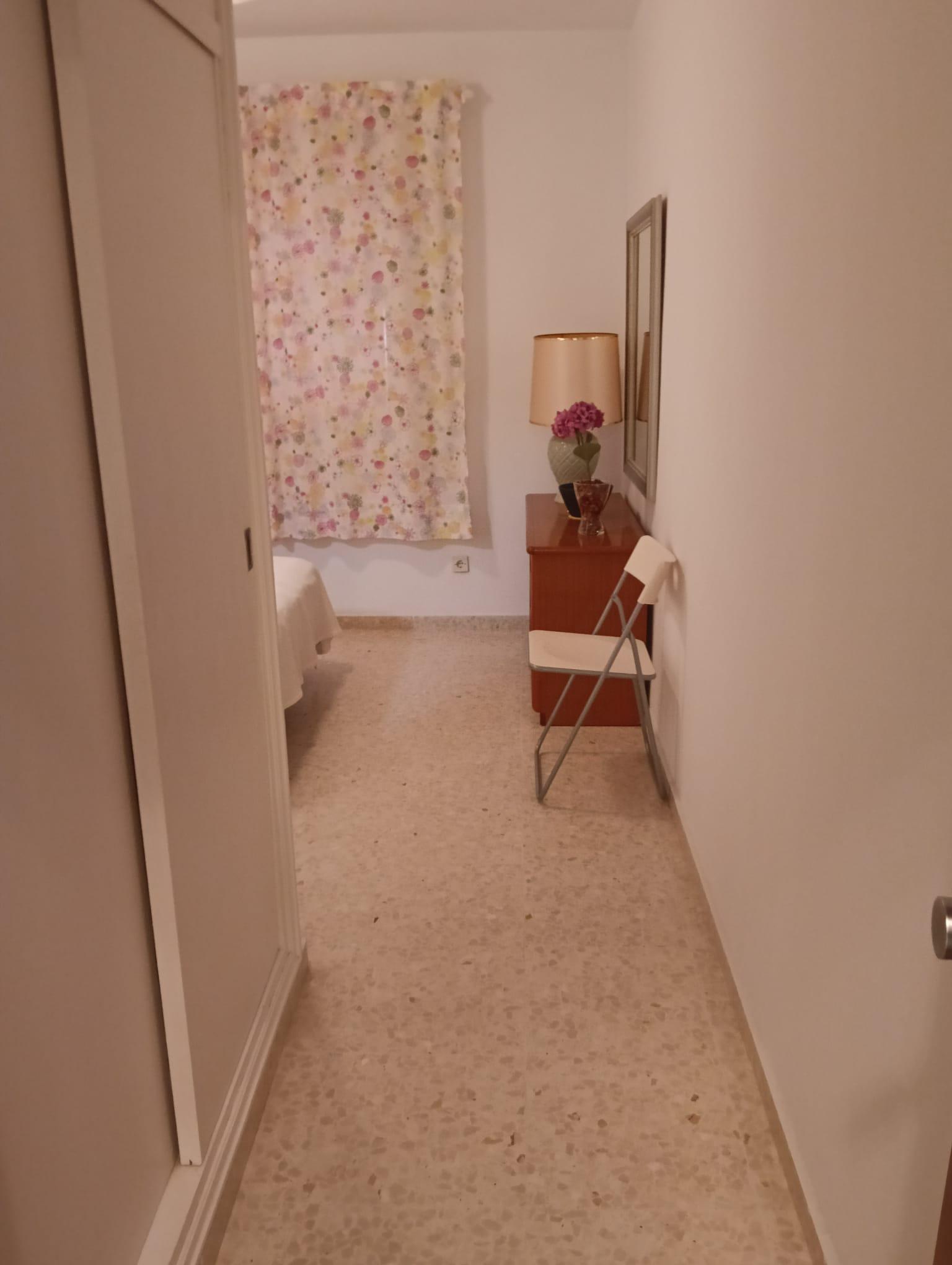 Imagen 6 Piso en venta en Chipiona / Ubicado cerca del mercadillo de Chipiona.