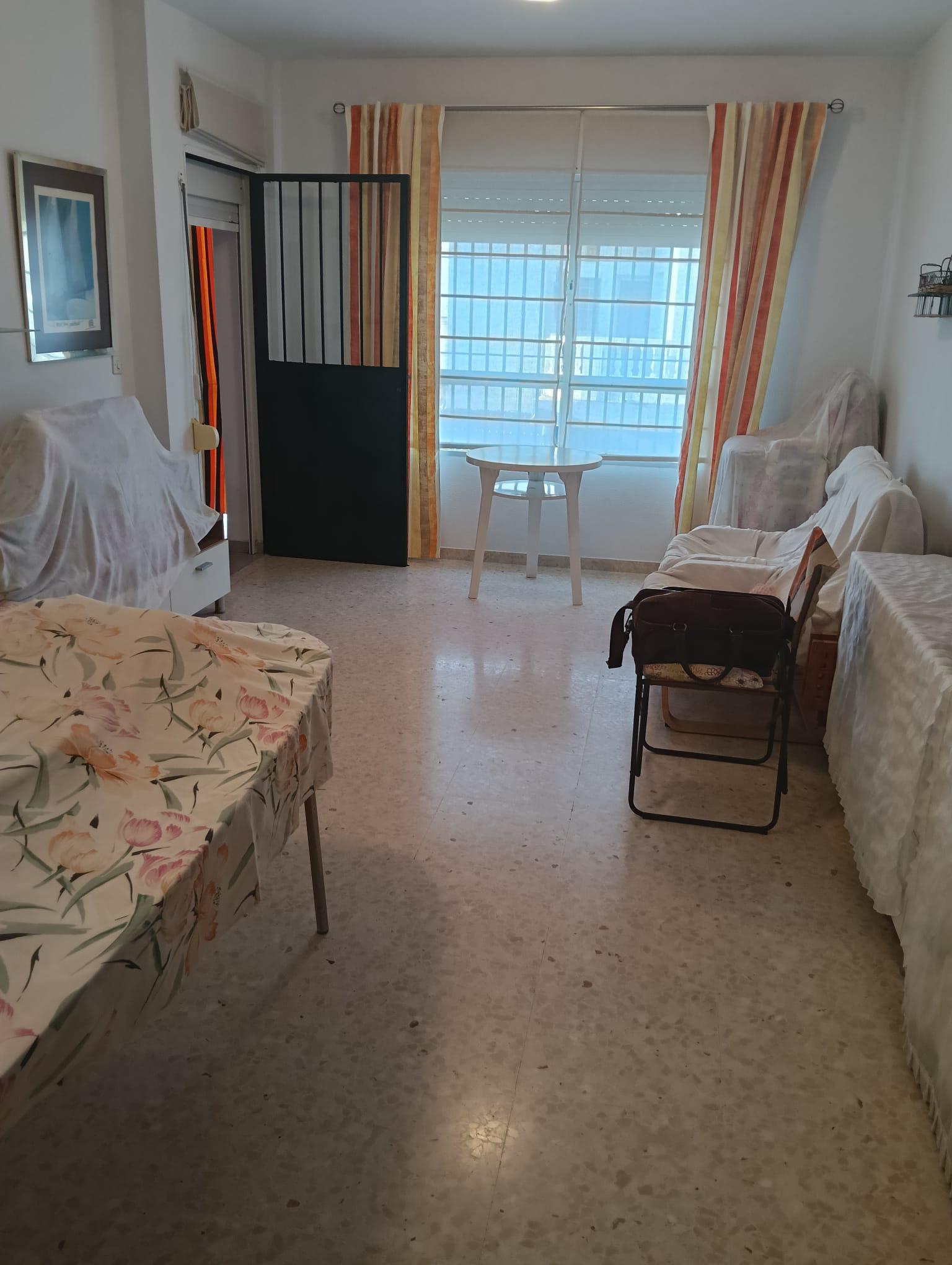 Imagen 1 Piso en venta en Chipiona / Ubicado cerca del mercadillo de Chipiona.