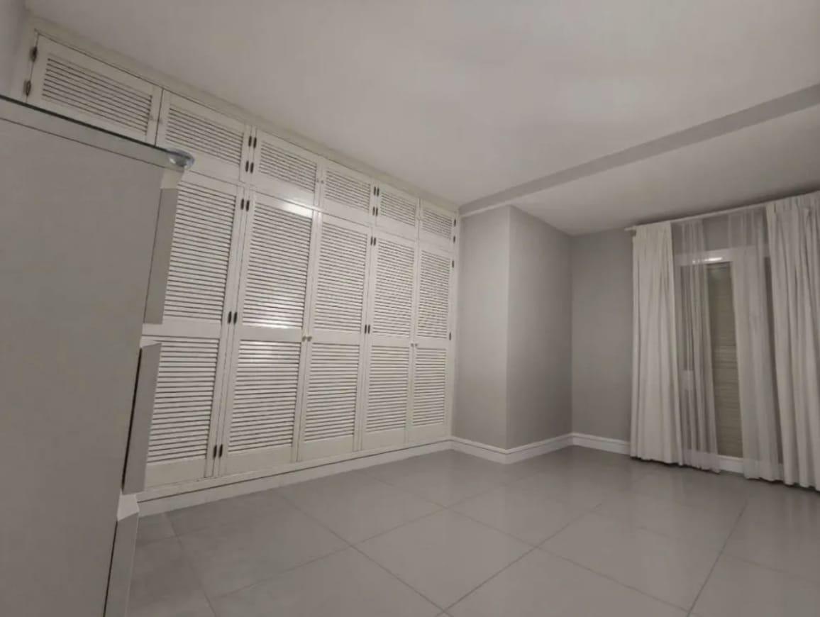 Imagen 6 Piso en venta en Cádiz / Cerca de la playa de la Victoria.