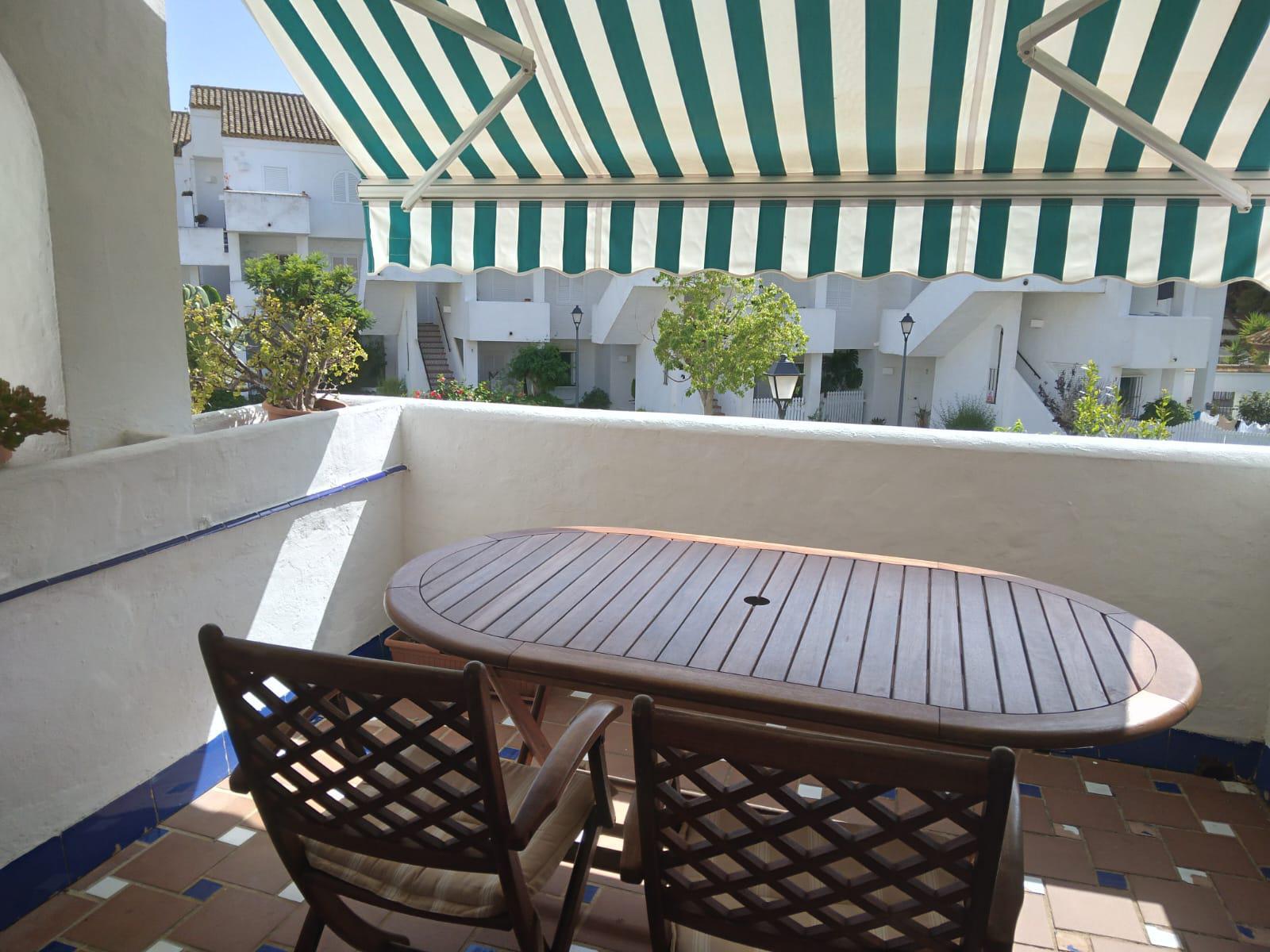 Imagen 9 Dúplex en venta en Chiclana De La Frontera / Ubicada muy cerca  de la playa de Sancti Petri.