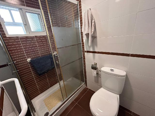 Imagen 17 Inmueble 299577 - Piso en venta en Cádiz / Cerca del Centro de Salud la Paz.
