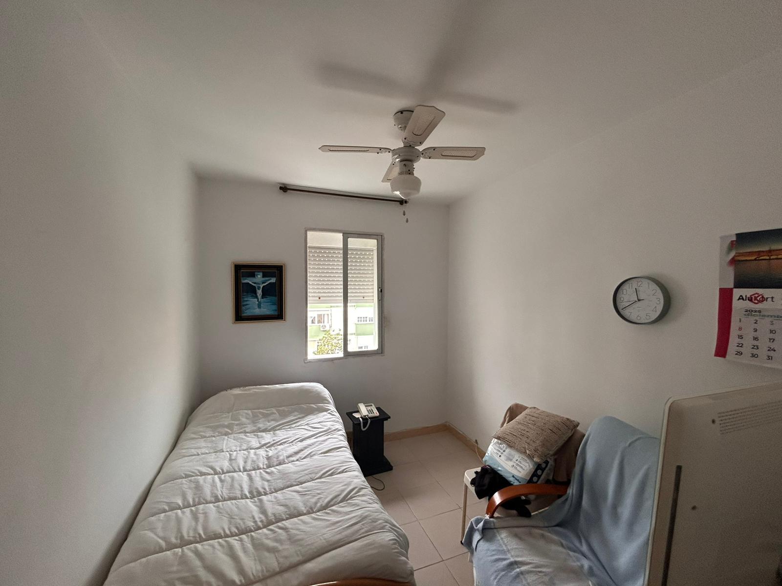 Imagen 21 Piso en venta en Cádiz / Cerca del Centro de Salud la Paz.