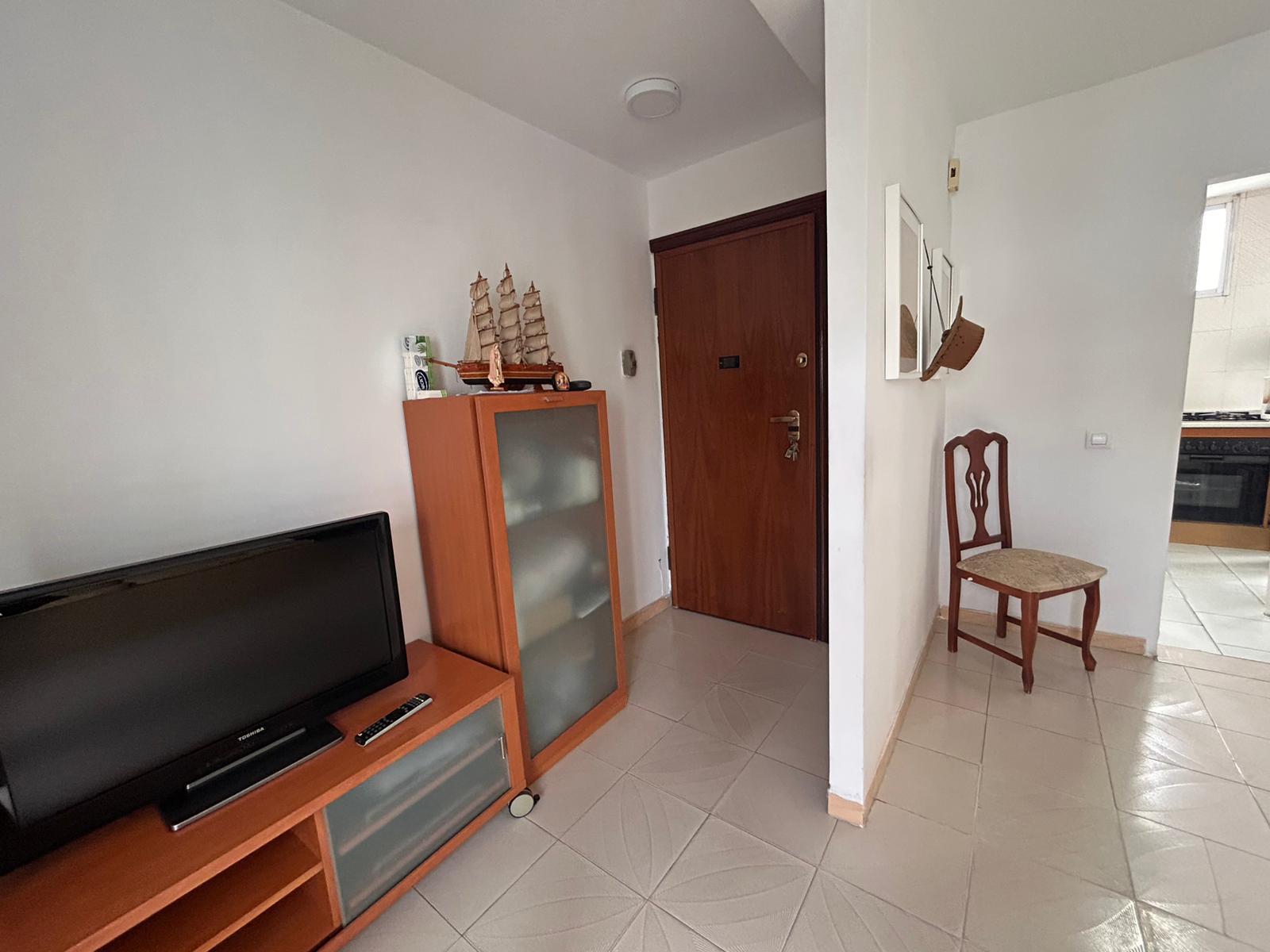 Imagen 2 Piso en venta en Cádiz / Cerca del Centro de Salud la Paz.