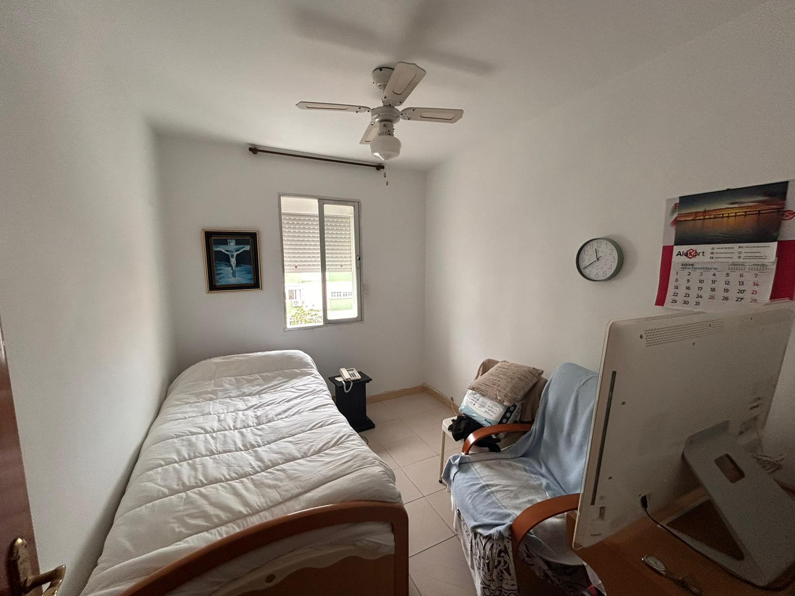 Imagen 20 Piso en venta en Cádiz / Cerca del Centro de Salud la Paz.