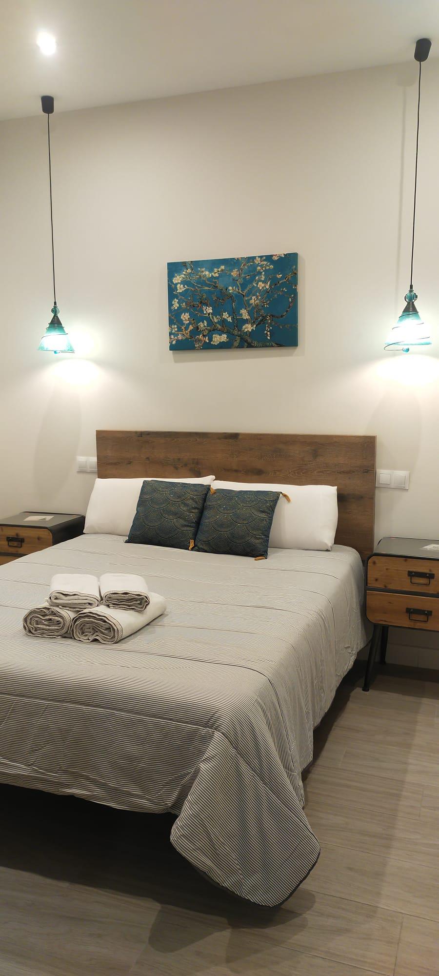 Imagen 1 Piso en venta en Cádiz / Muy cerca de la Torre Tavira y plaza Orellana