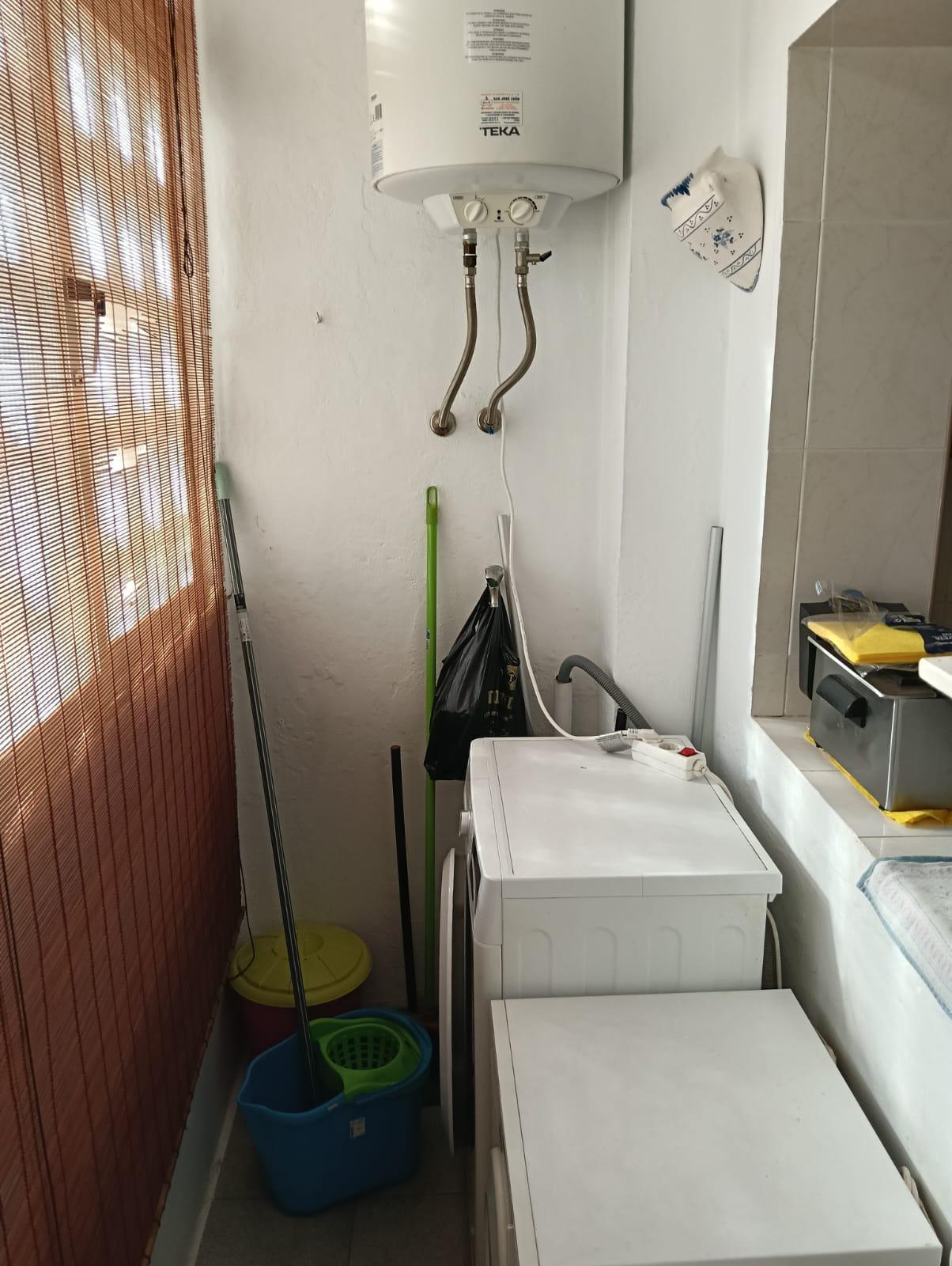 Imagen 13 Piso en venta en San Fernando / Ubicado en la zona de Reyes Católicos