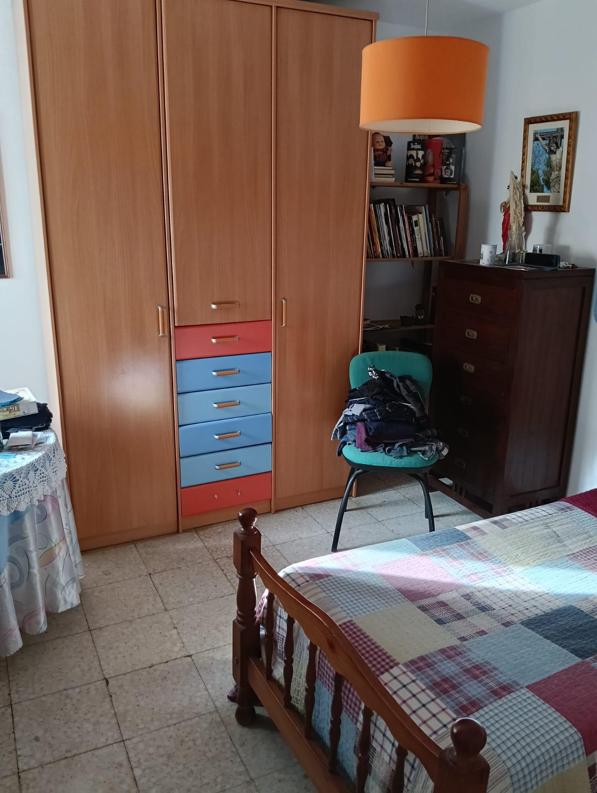 Imagen 15 Piso en venta en San Fernando / Ubicado en la zona de Reyes Católicos