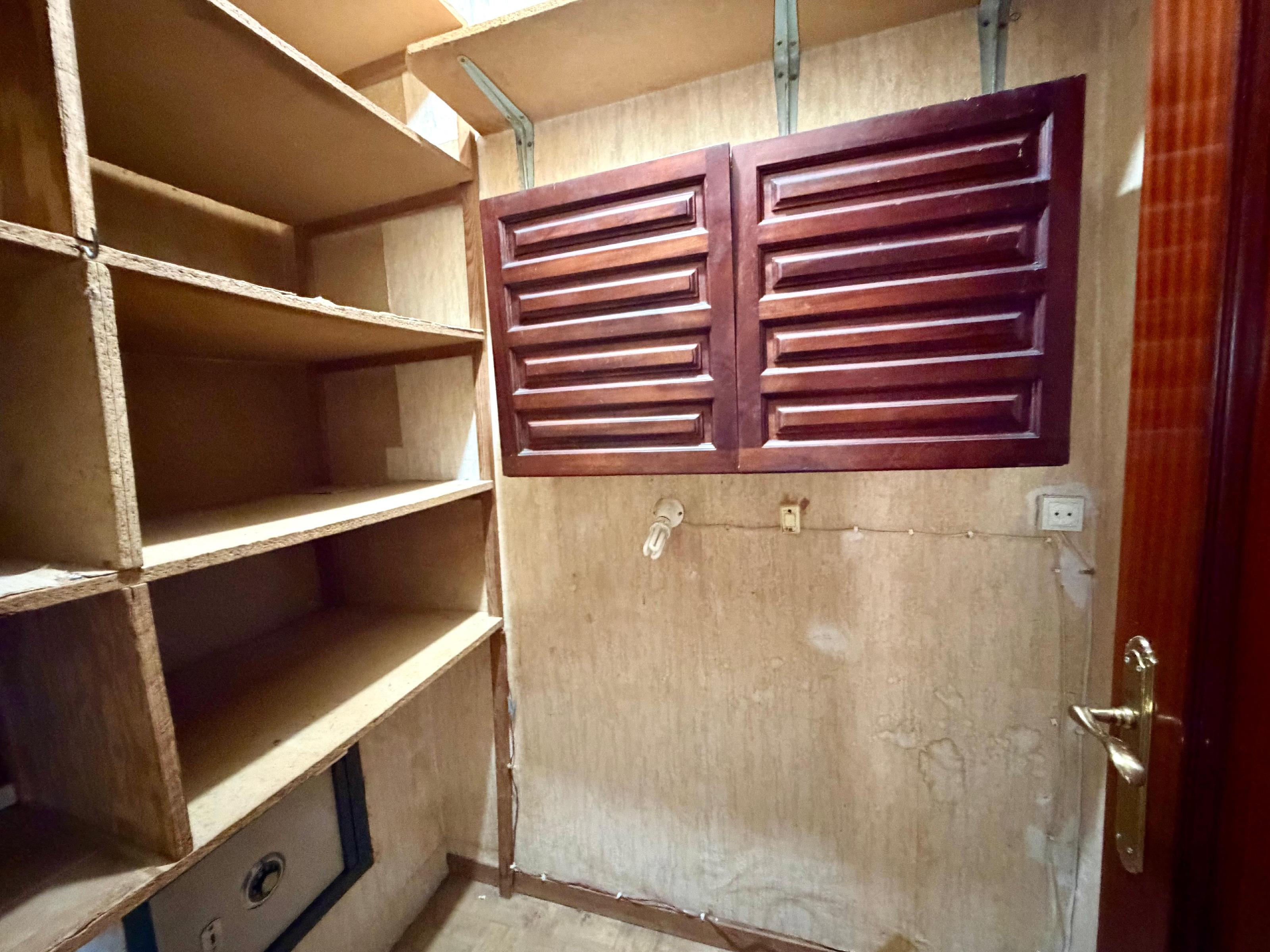 Imagen 29 Piso en venta en Cádiz / Cerca de la plaza San Severiano