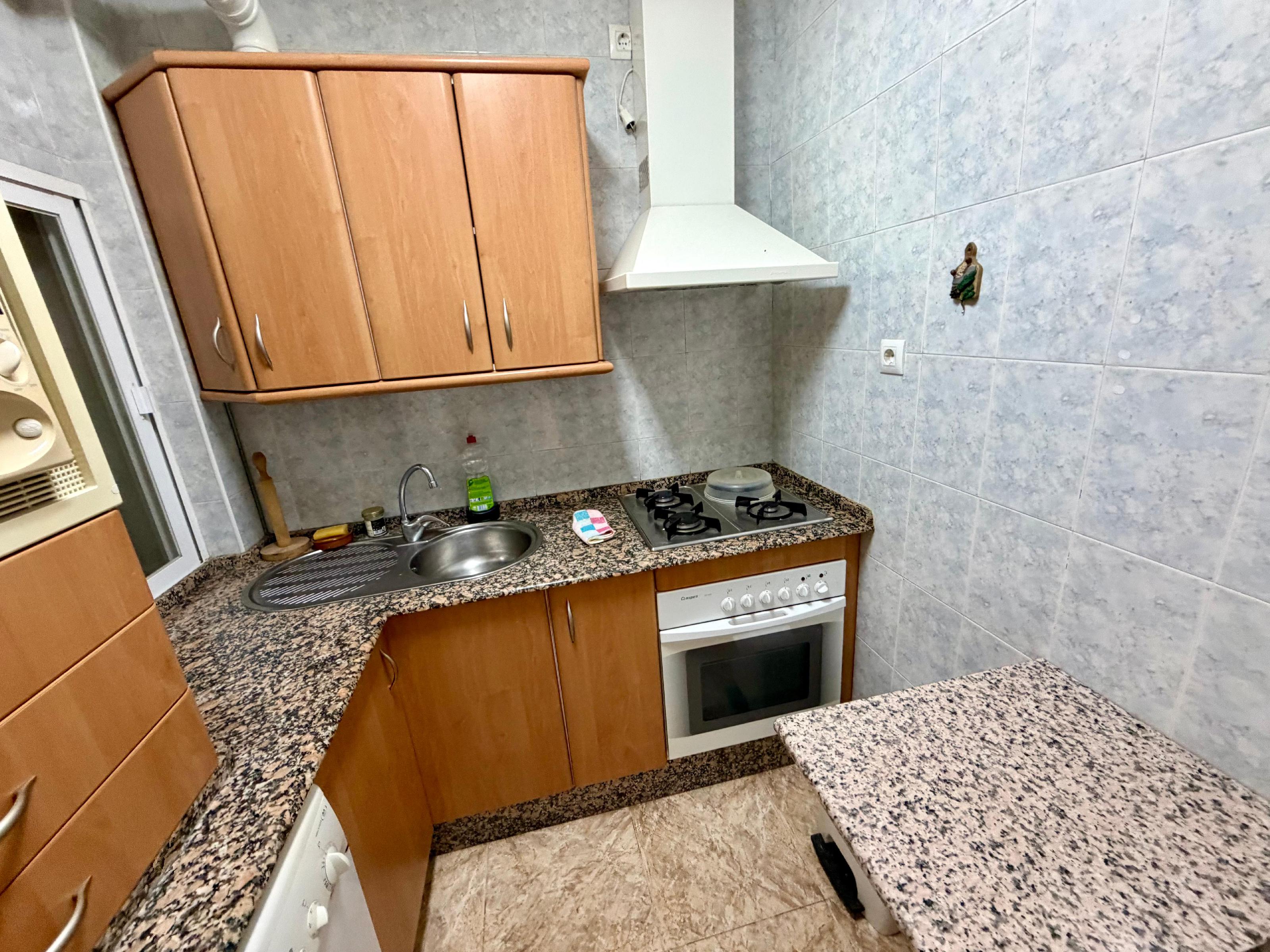Imagen 2 Piso en venta en San Fernando / Cerca de la Calle San Marcos.