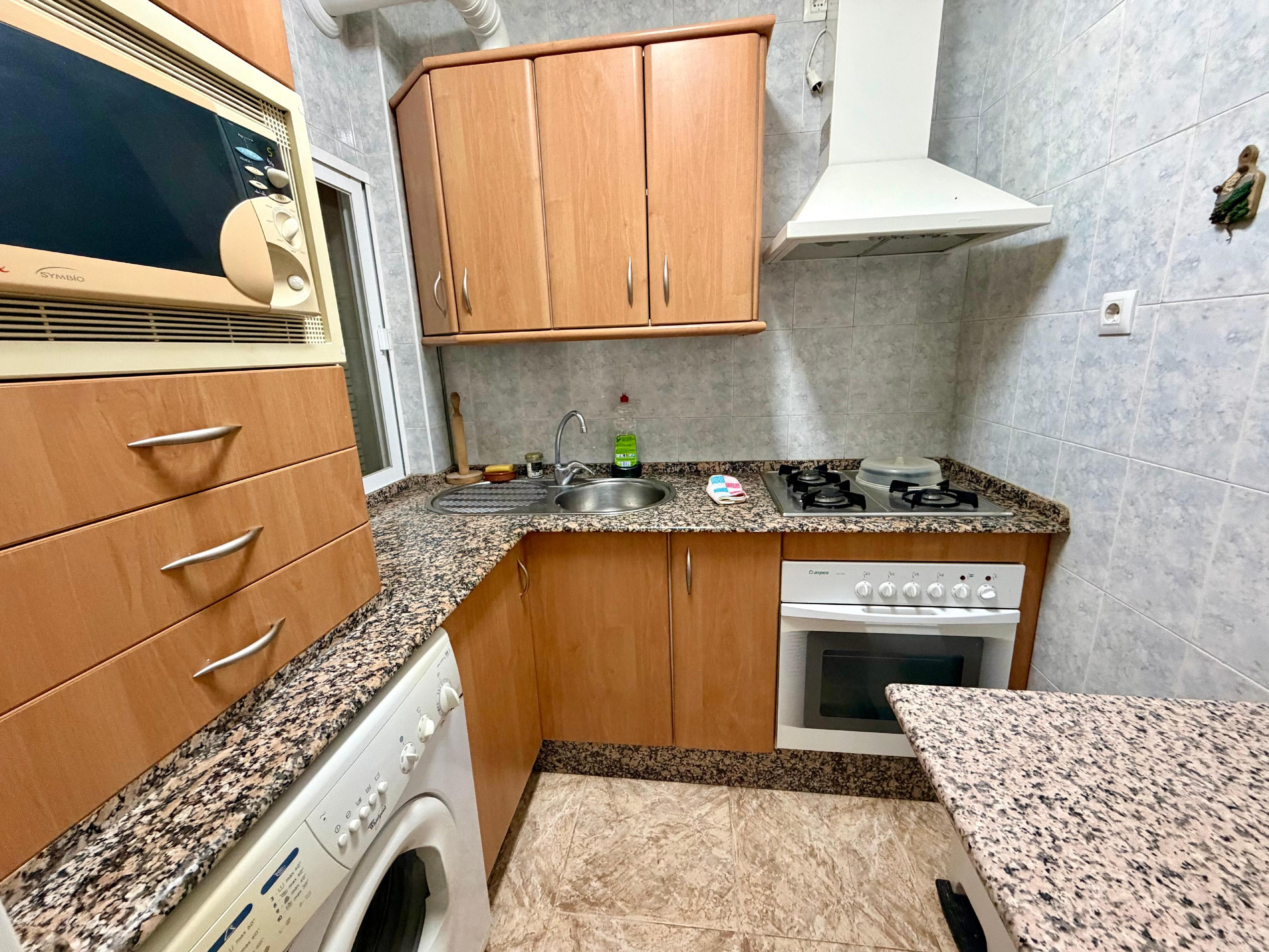 Imagen 4 Piso en venta en San Fernando / Cerca de la Calle San Marcos.