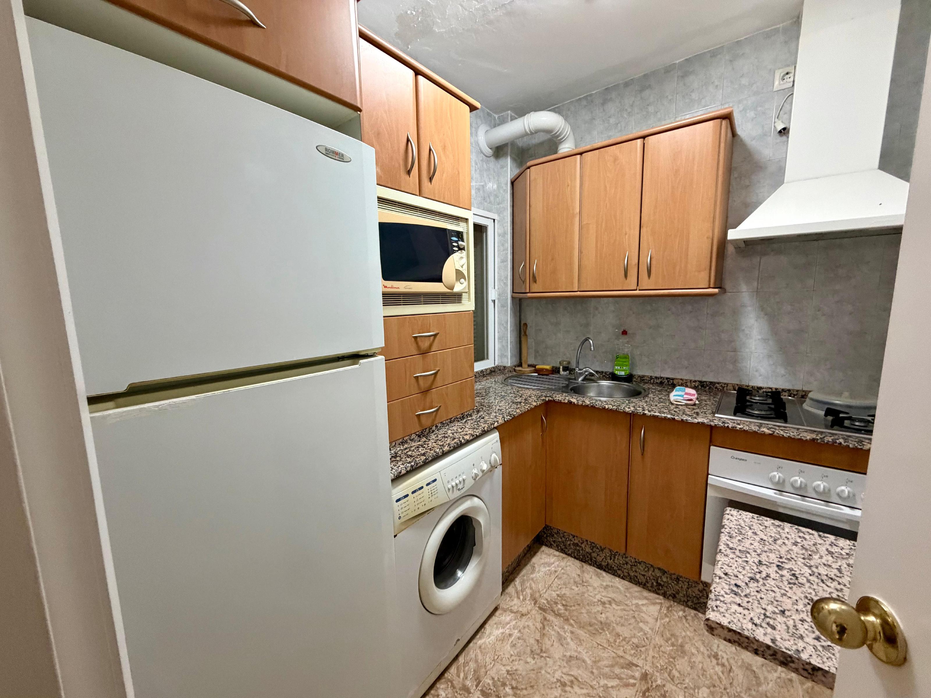 Imagen 3 Piso en venta en San Fernando / Cerca de la Calle San Marcos.