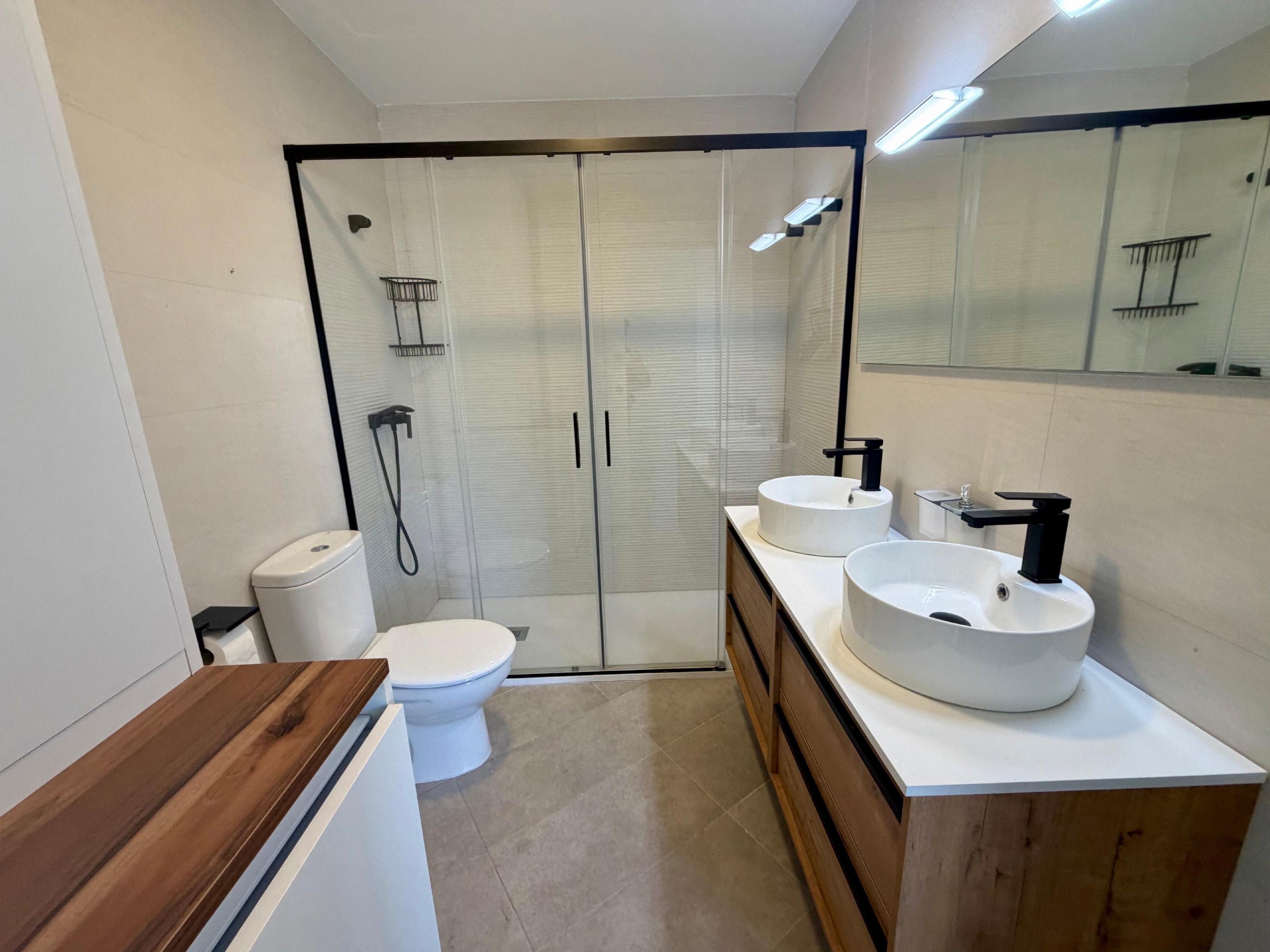 Imagen 9 Piso en venta en Cádiz / En la playa Santa María del Mar.