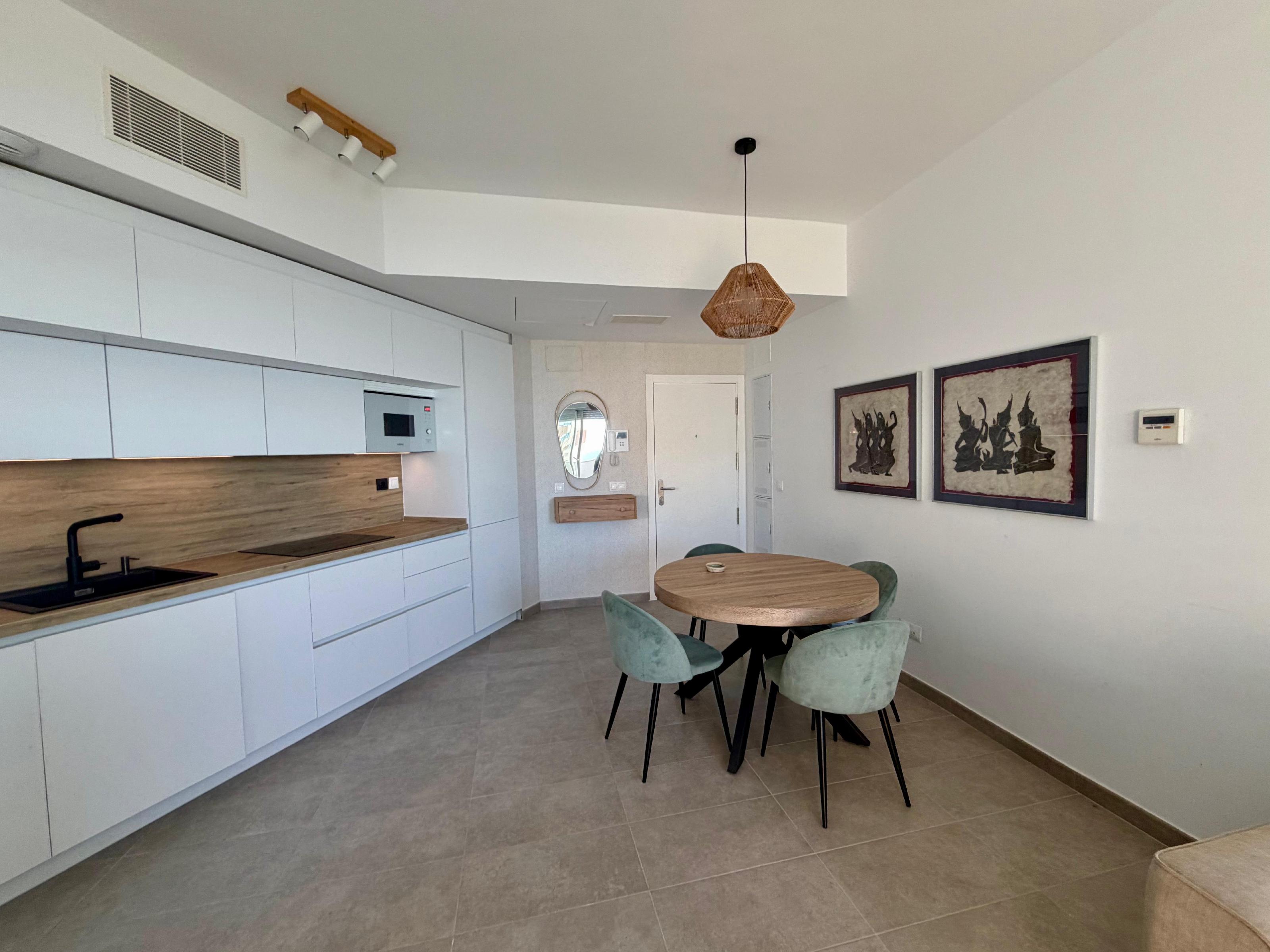 Imagen 33 Piso en venta en Cádiz / En la playa Santa María del Mar.