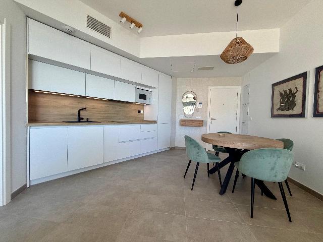 Imagen 3 Inmueble 300853 - Piso en venta en Cádiz / En la playa Santa María del Mar.