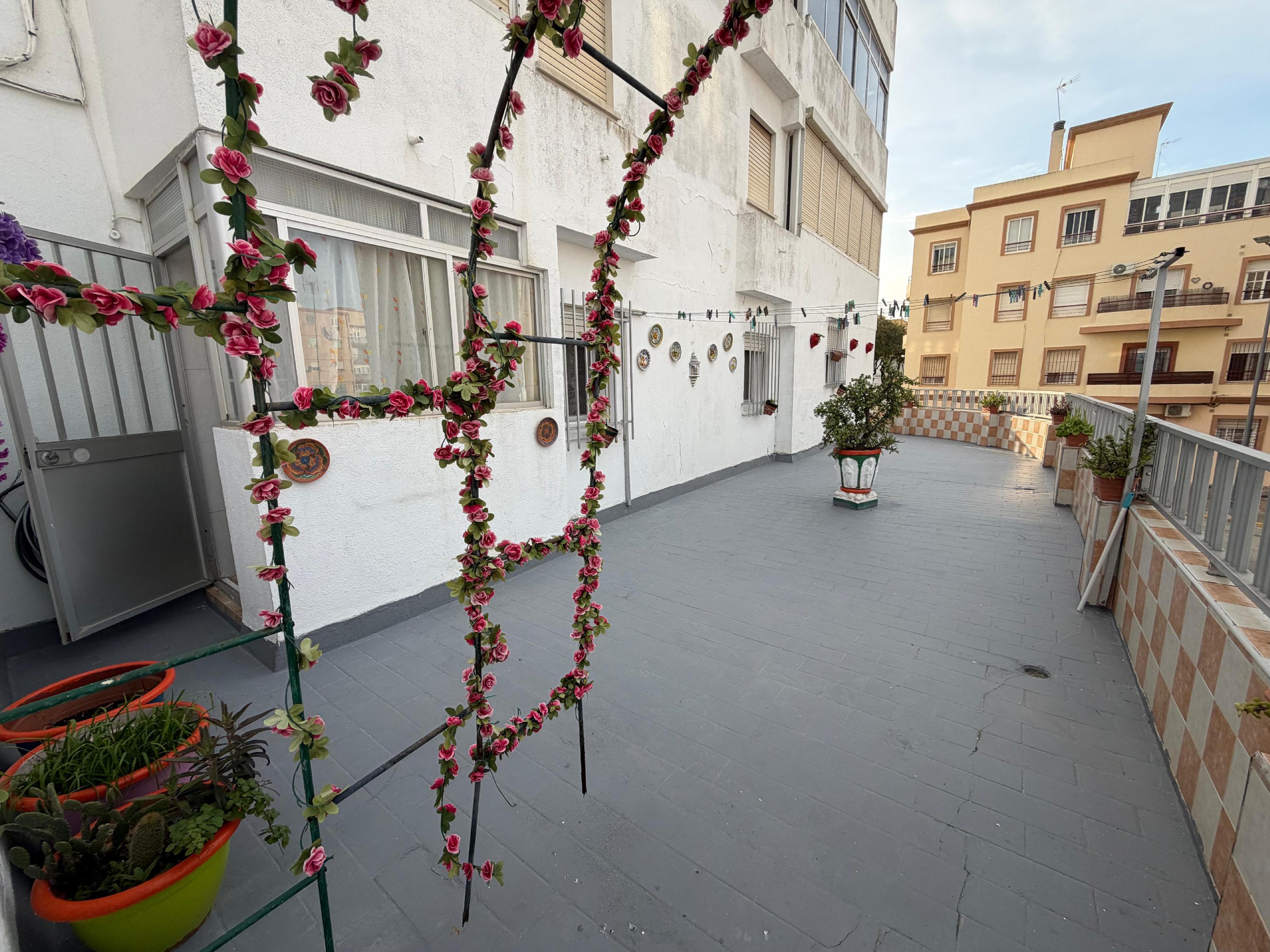 Imagen 19 Piso en venta en San Fernando / Cerca del Colegio Puente Zuazo.