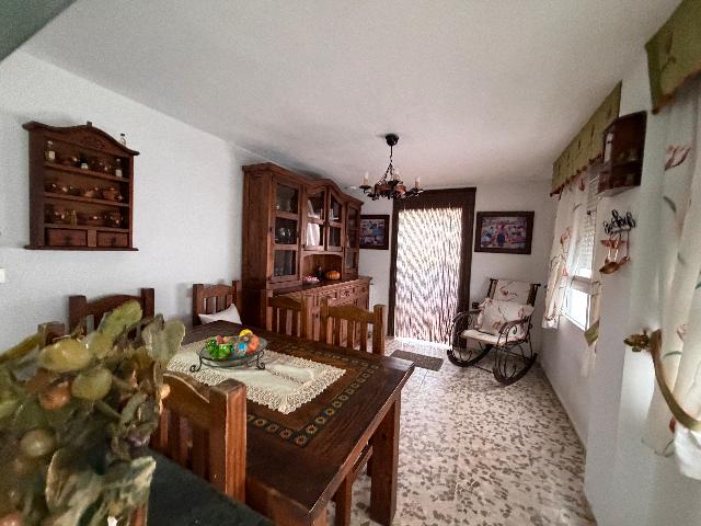 Imagen 10 Inmueble 301003 - Piso en venta en San Fernando / Cerca del Colegio Puente Zuazo.