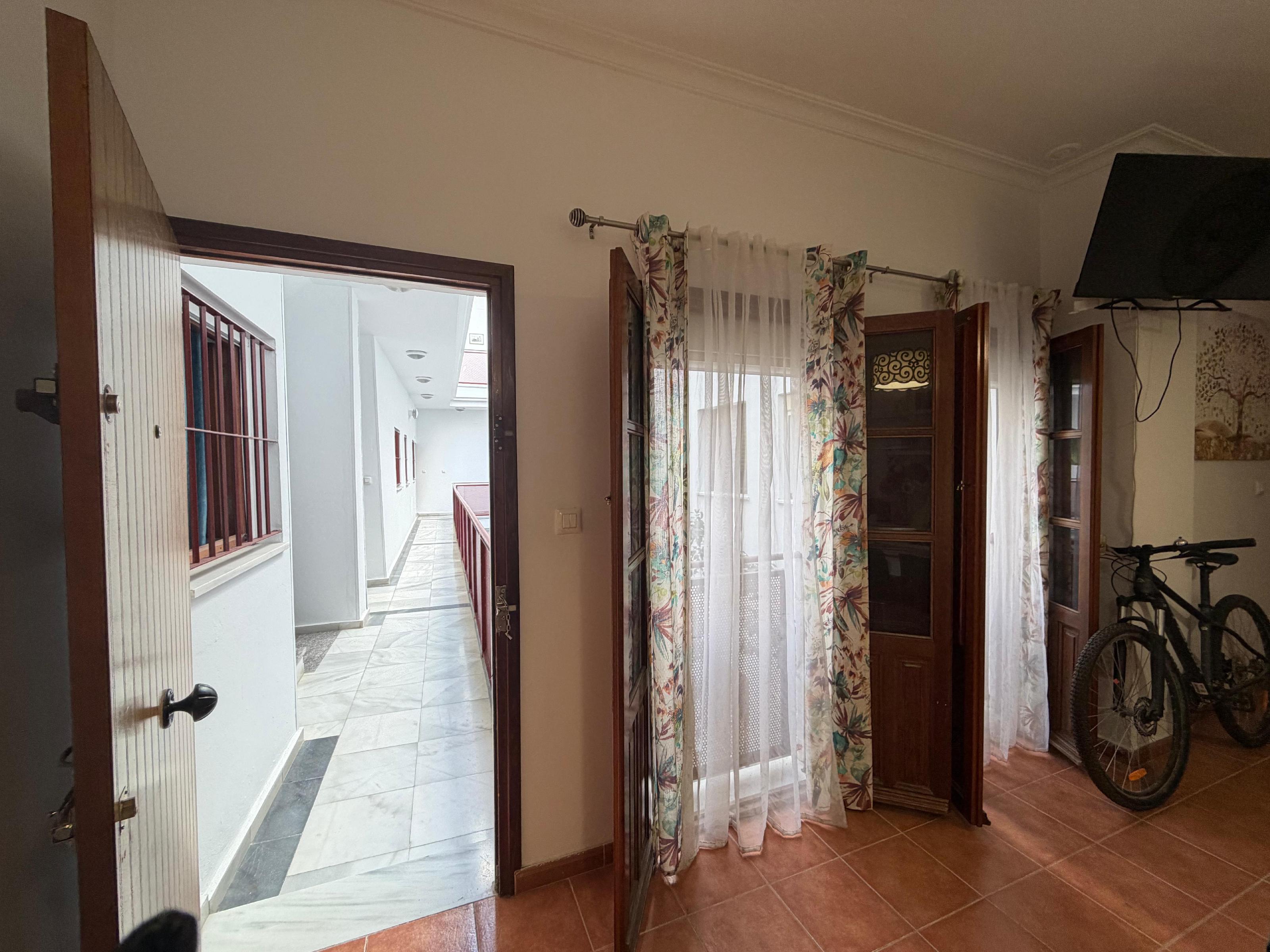 Imagen 5 Piso en venta en Cádiz / Plaza Jesús de Nazareno