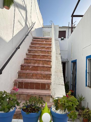 Imagen 1 Inmueble 301774 - Apartamento en venta en Rota / Muy cerca de Plaza Andalucía y a 200 metros de la playa 