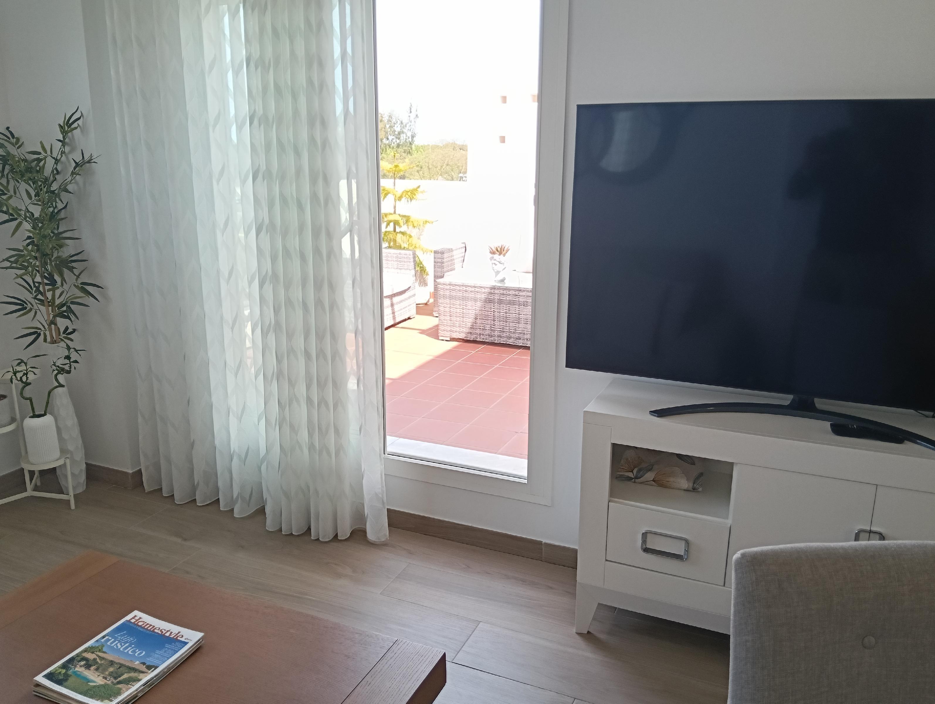 Imagen 11 Piso en venta en Chipiona / A 100 metros del parque de los lagos en Costa Ballena